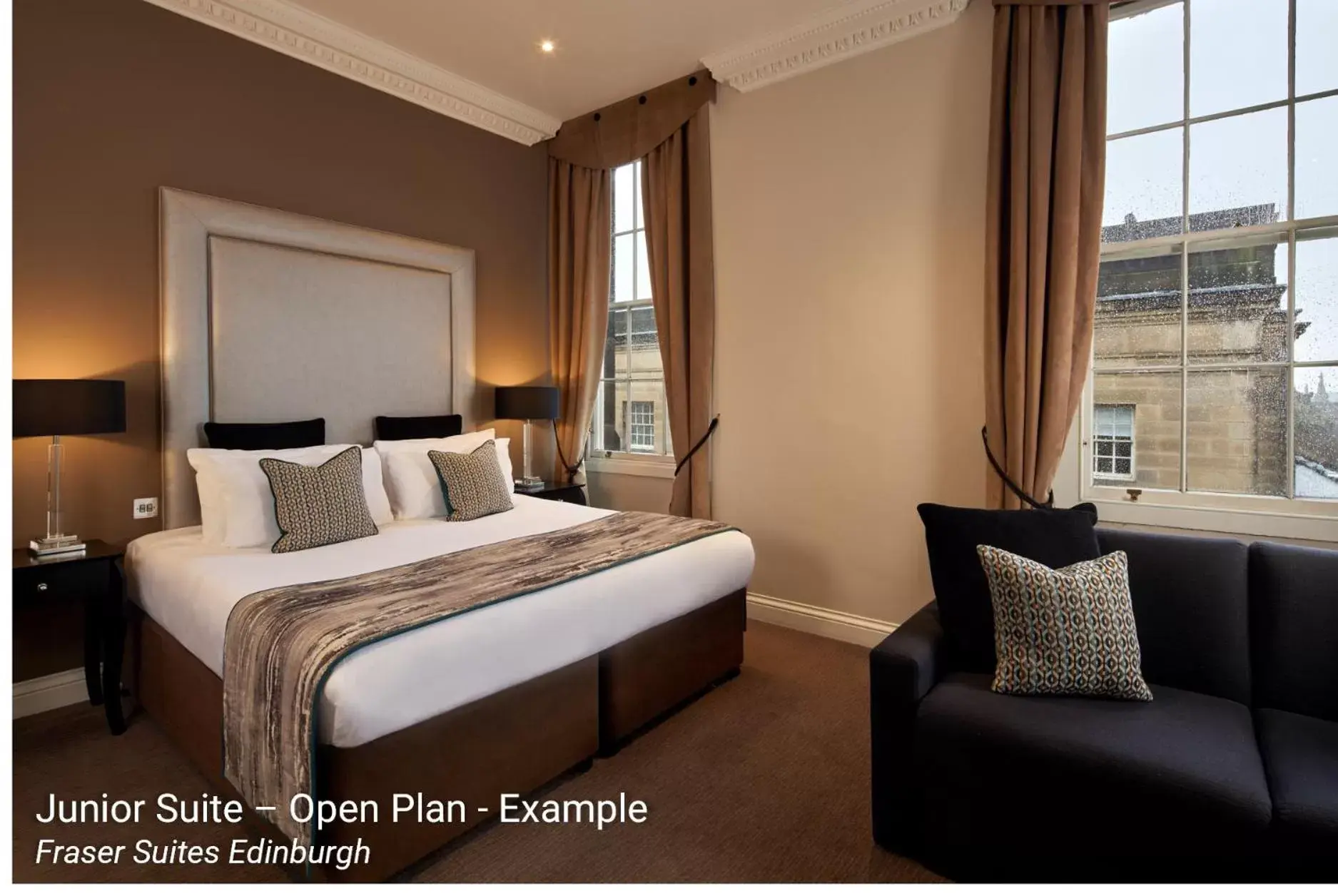 Property building, Bed in Fraser Suites Edinburgh