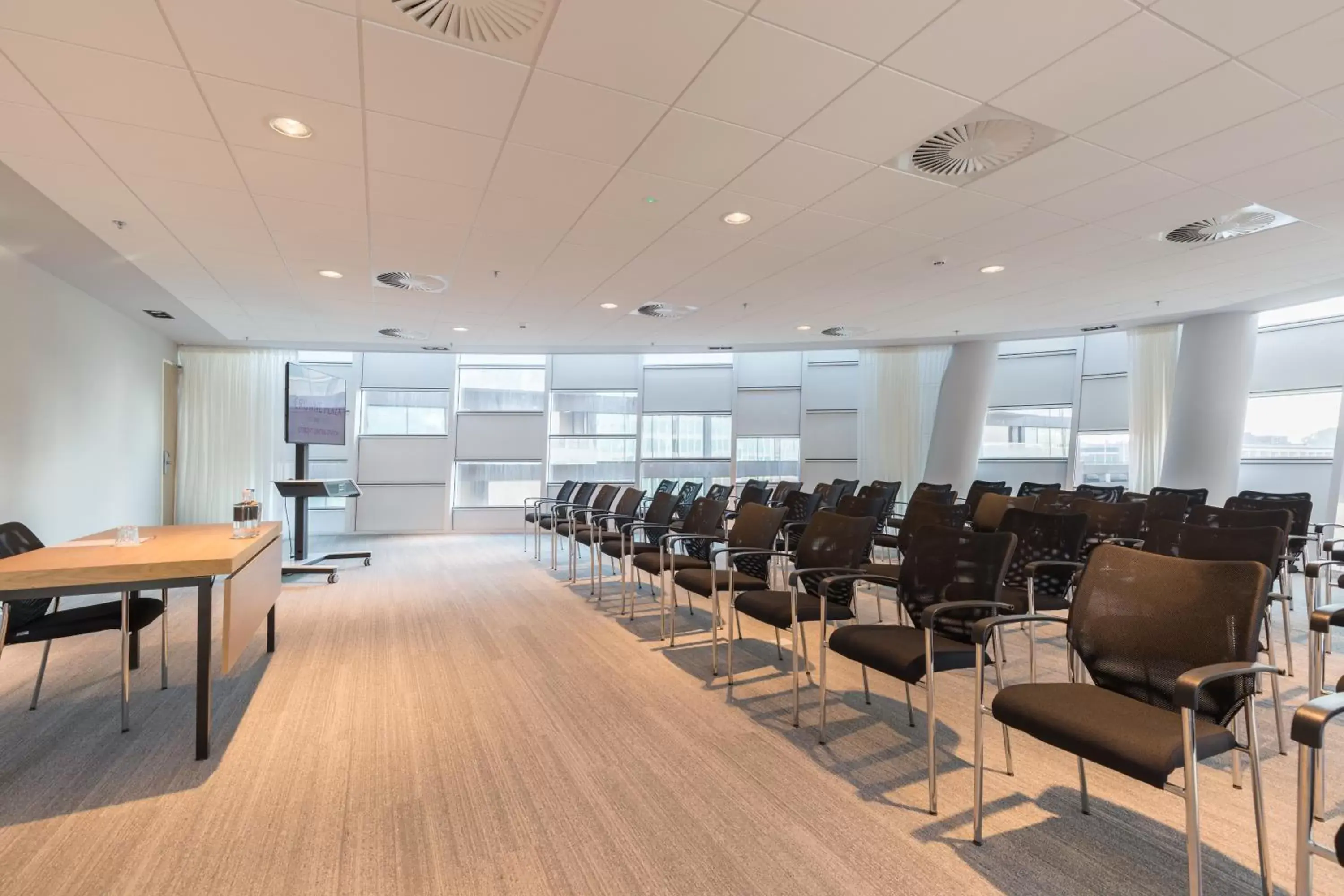 Meeting/conference room in Crowne Plaza Utrecht - Central Station, an IHG Hotel