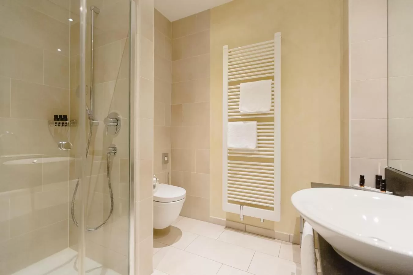 Bathroom in Aqua Aurelia Suitenhotel an den Thermen