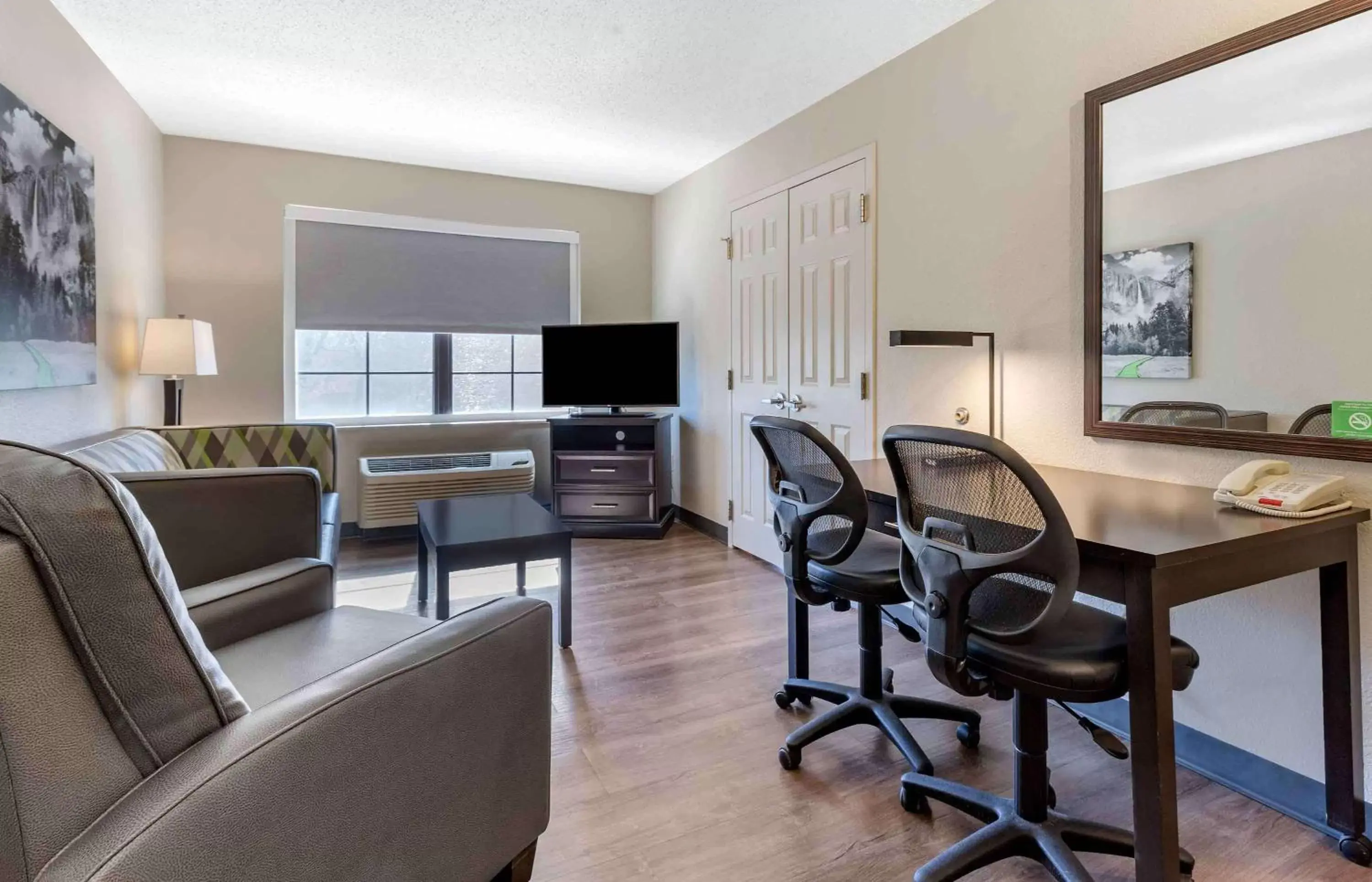 Bedroom, Seating Area in Extended Stay America Premier Suites - Fort Lauderdale - Cypress Creek - Park North