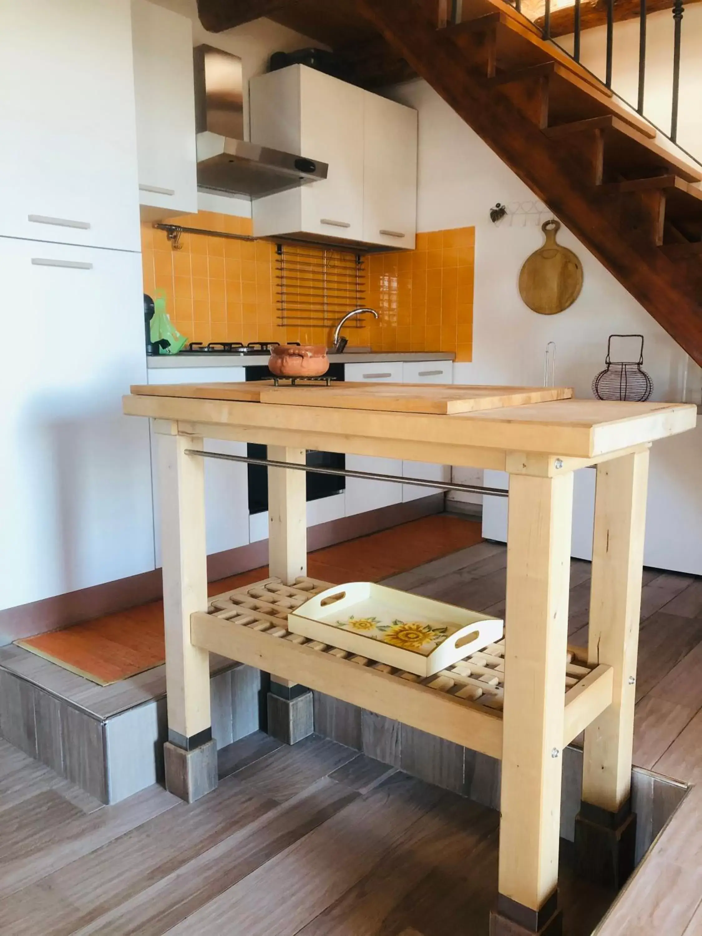 Kitchen or kitchenette, Kitchen/Kitchenette in Tavern di Arqua'