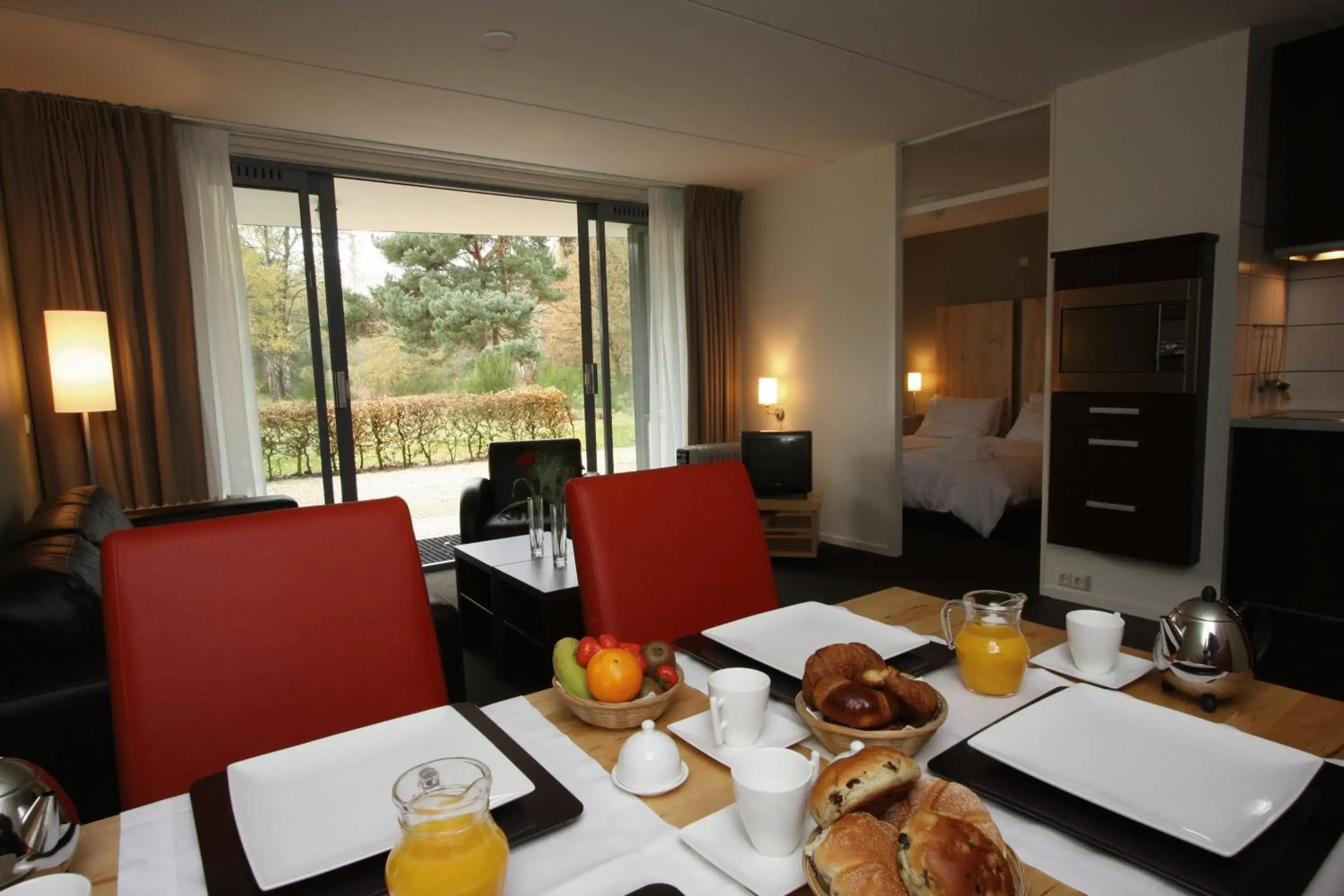 Living room, Dining Area in Resort Bad Boekelo