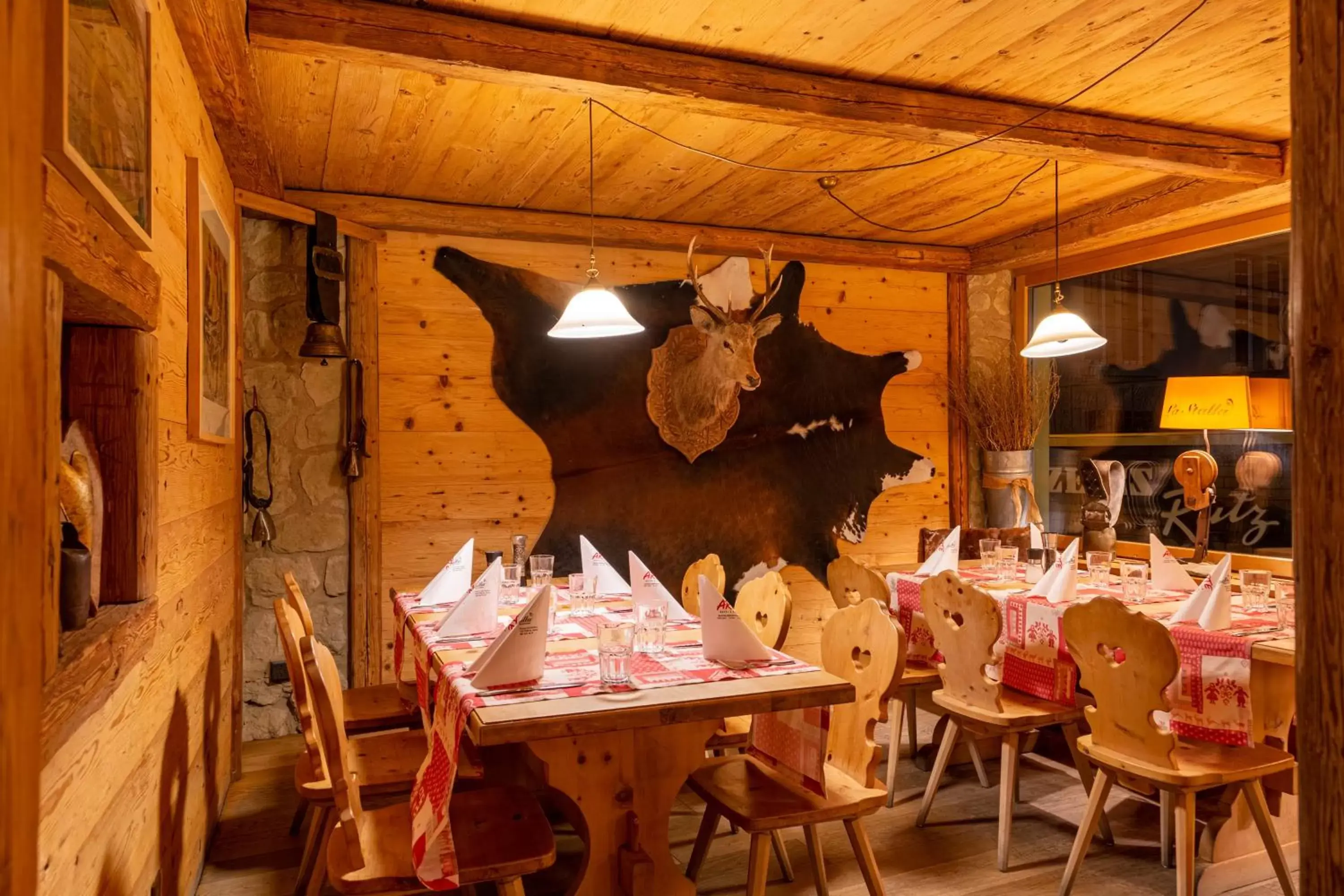 Restaurant/places to eat in Hotel Arte Restaurant/places to eat in Hotel Arte