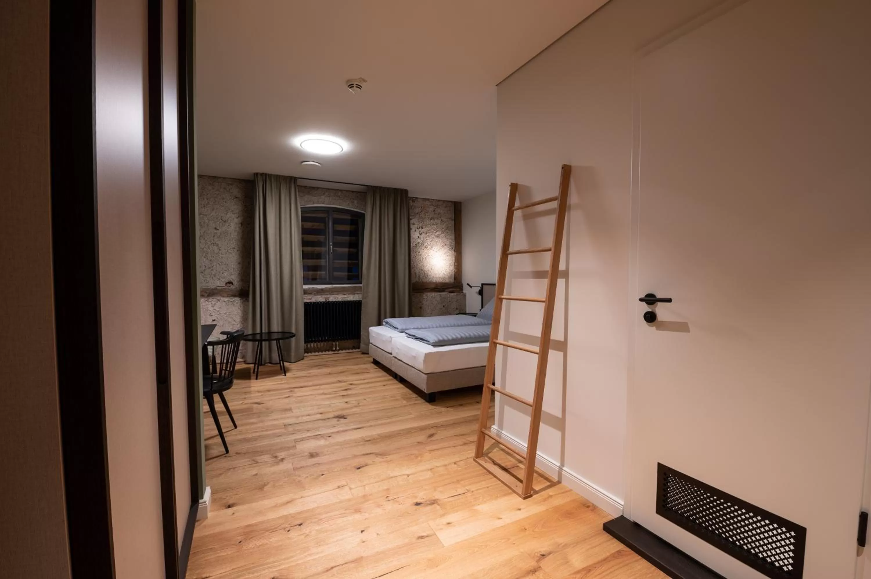 Photo of the whole room, Bed in LANDHOTEL ALTE ZOLLSTATION- Historical Building