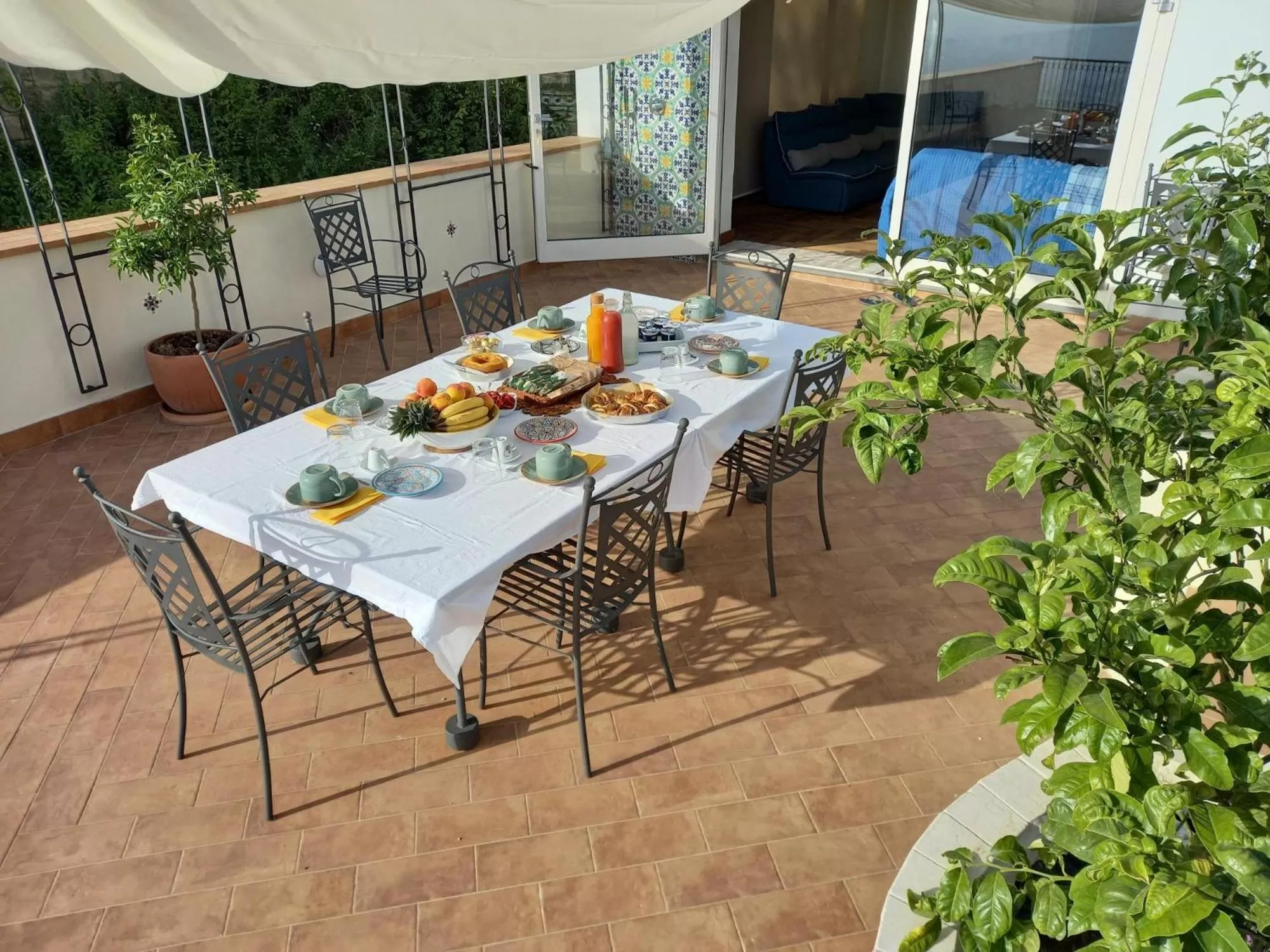 Breakfast, Restaurant/Places to Eat in Le Petit Palais - Naples