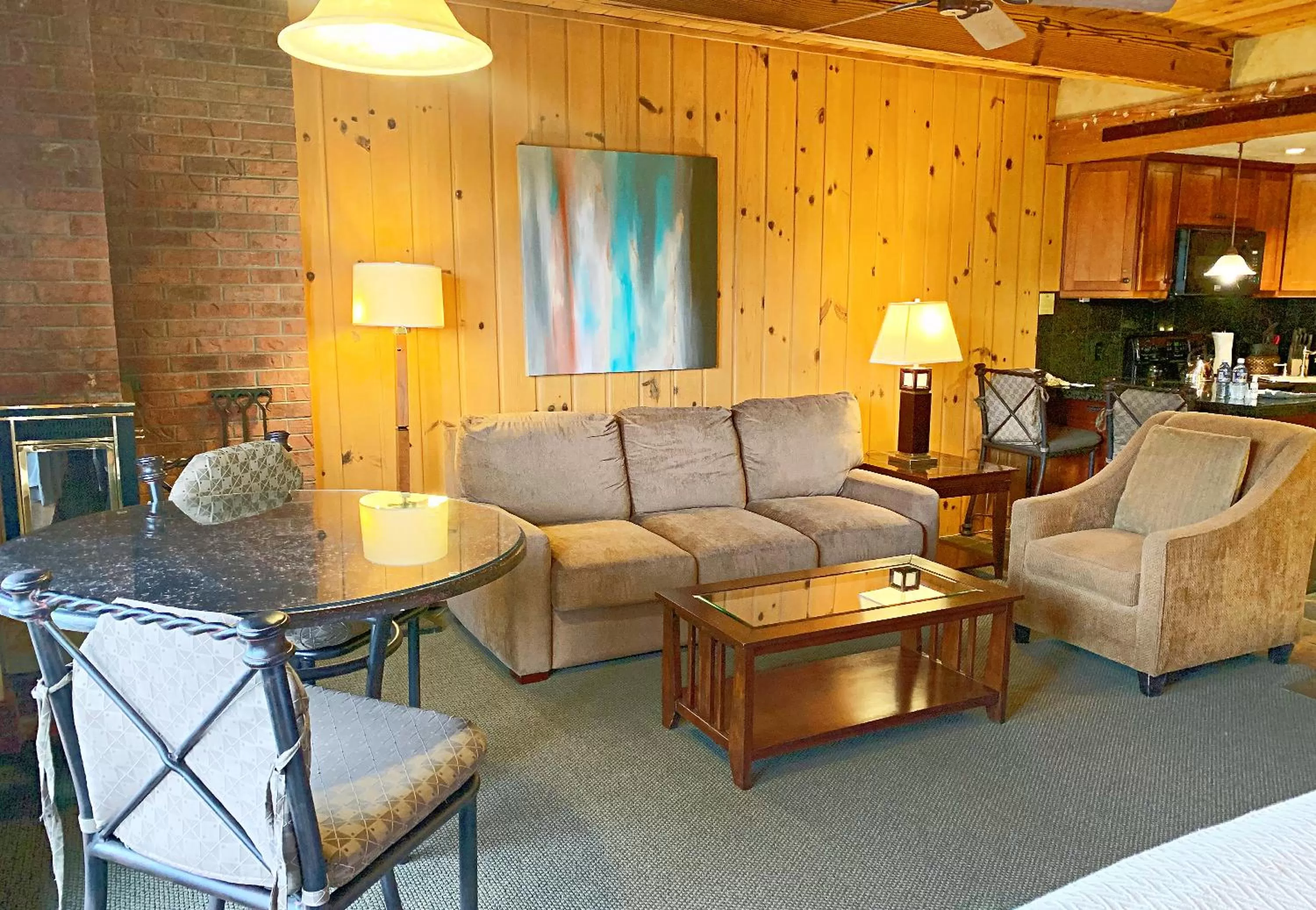 Living room in Aspen Square Condominium Hotel