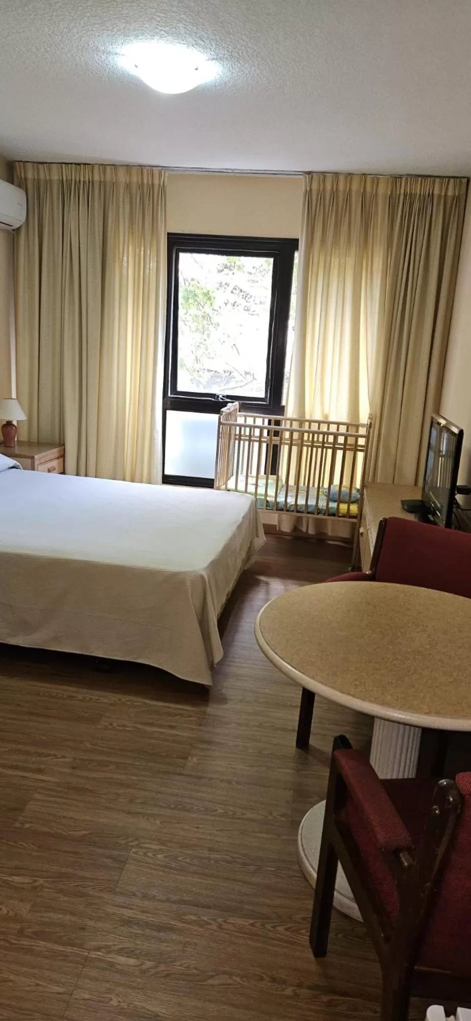 Photo of the whole room, Bed in Hotel Klee