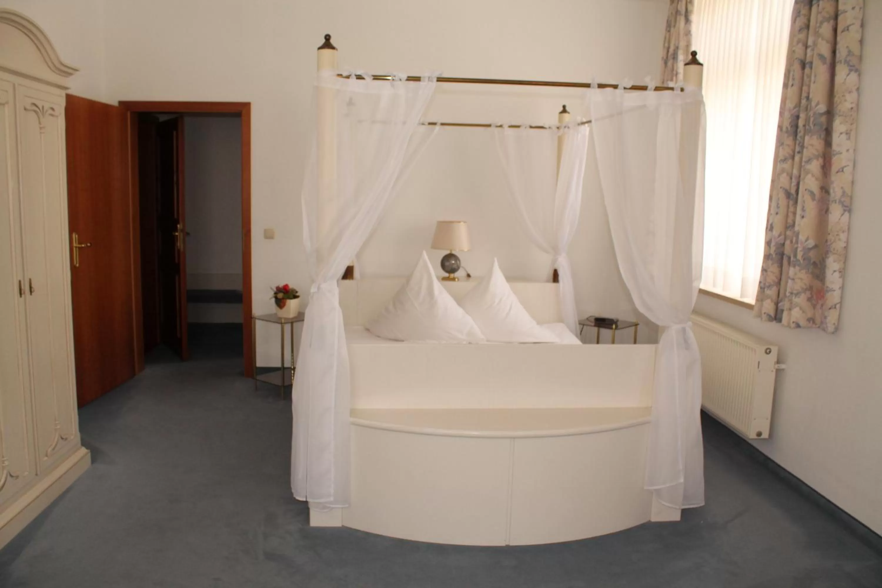 Bed in Hotel Fürsteneck