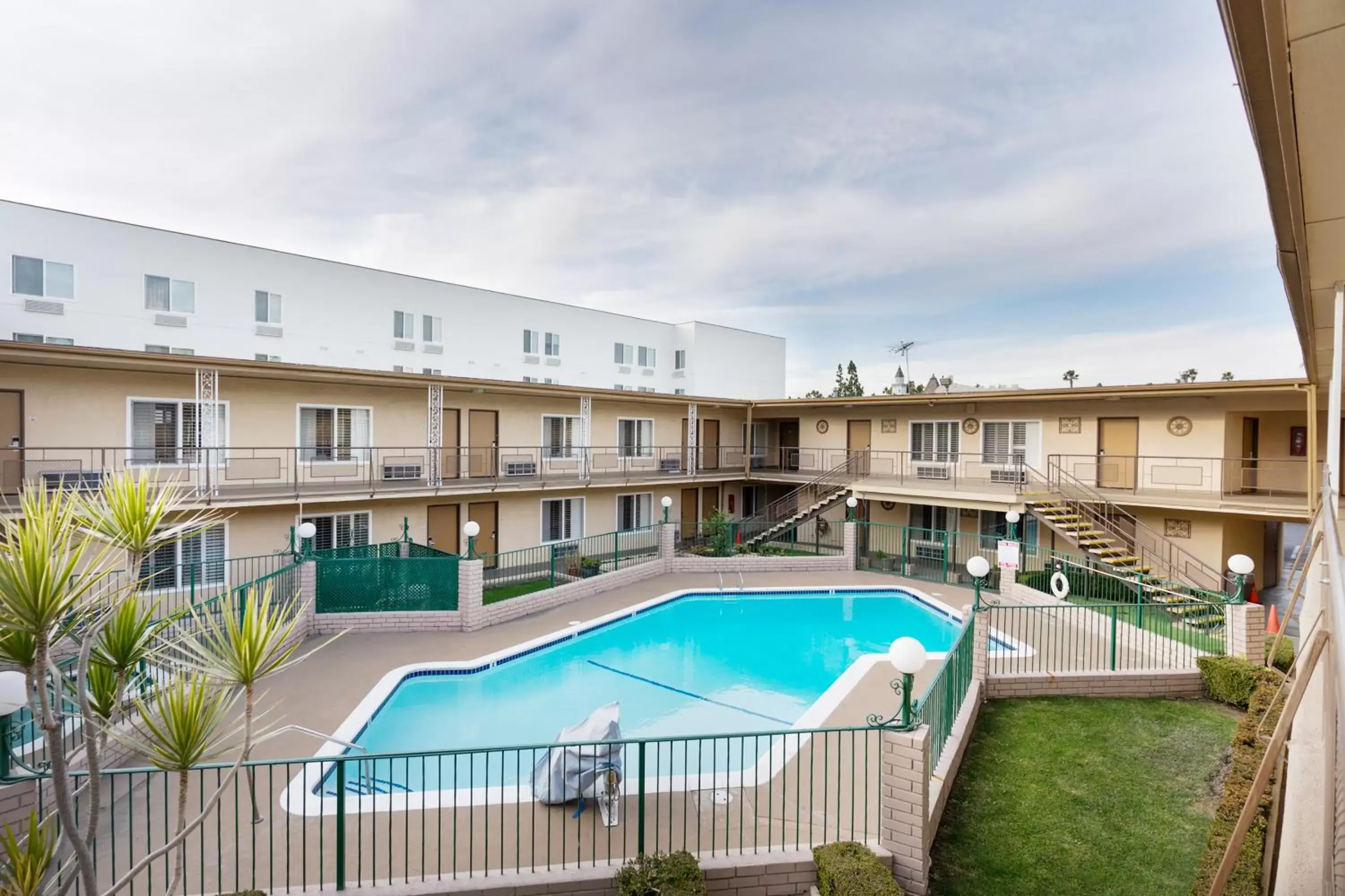Swimming pool, Pool View in Americas Best Value Inn & Suites Anaheim