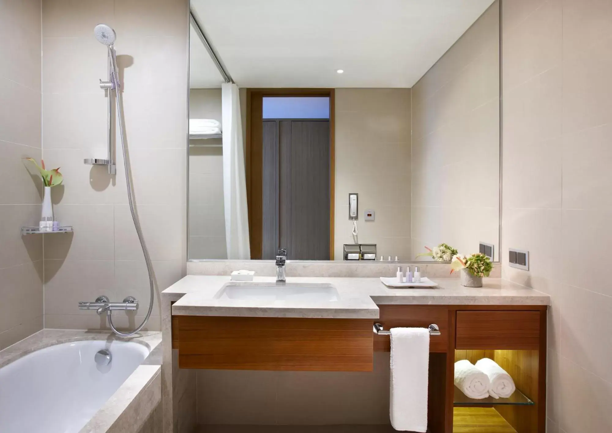 Bathroom in LOTTE City Hotel Guro