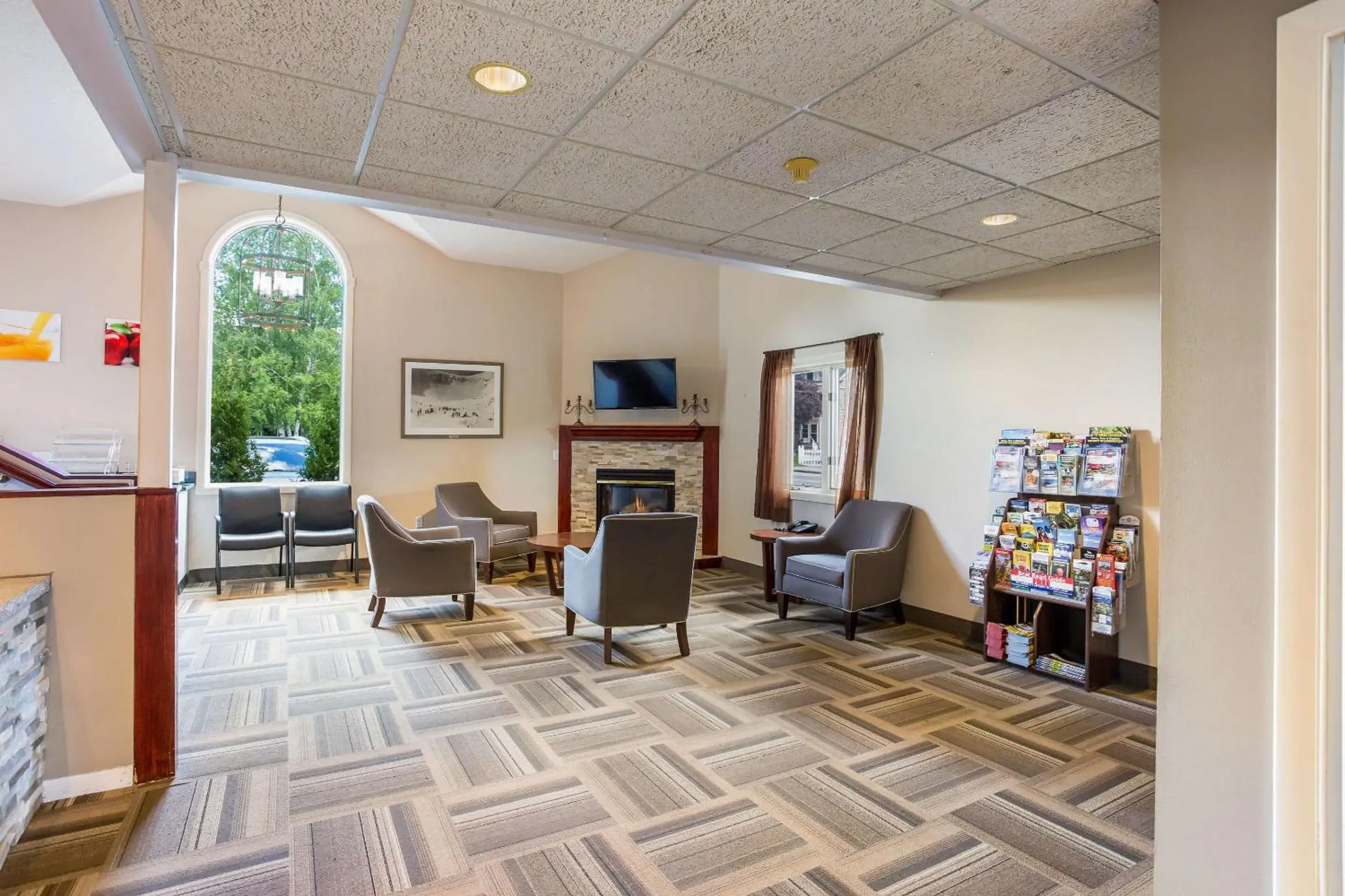 Lobby or reception in Rodeway Inn