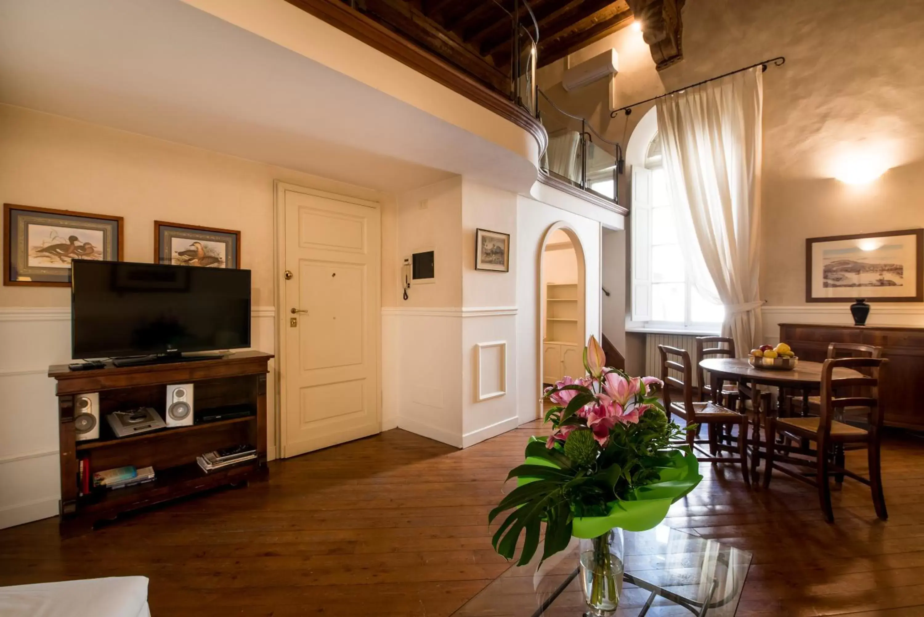 Apartment - Split Level in Palazzo Salviati by Varental