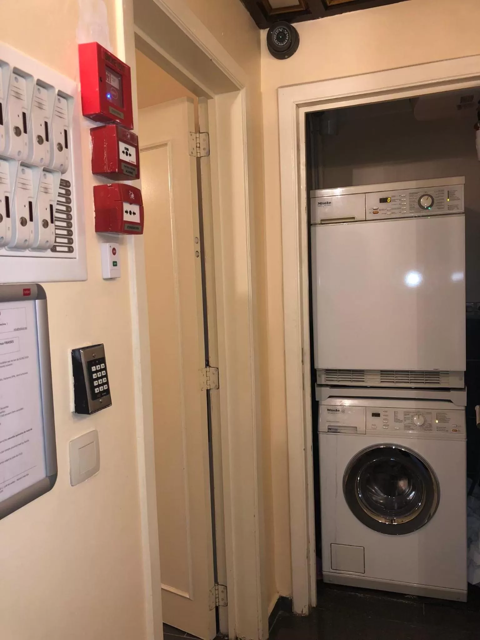 washing machine in Residence la Fraisiere