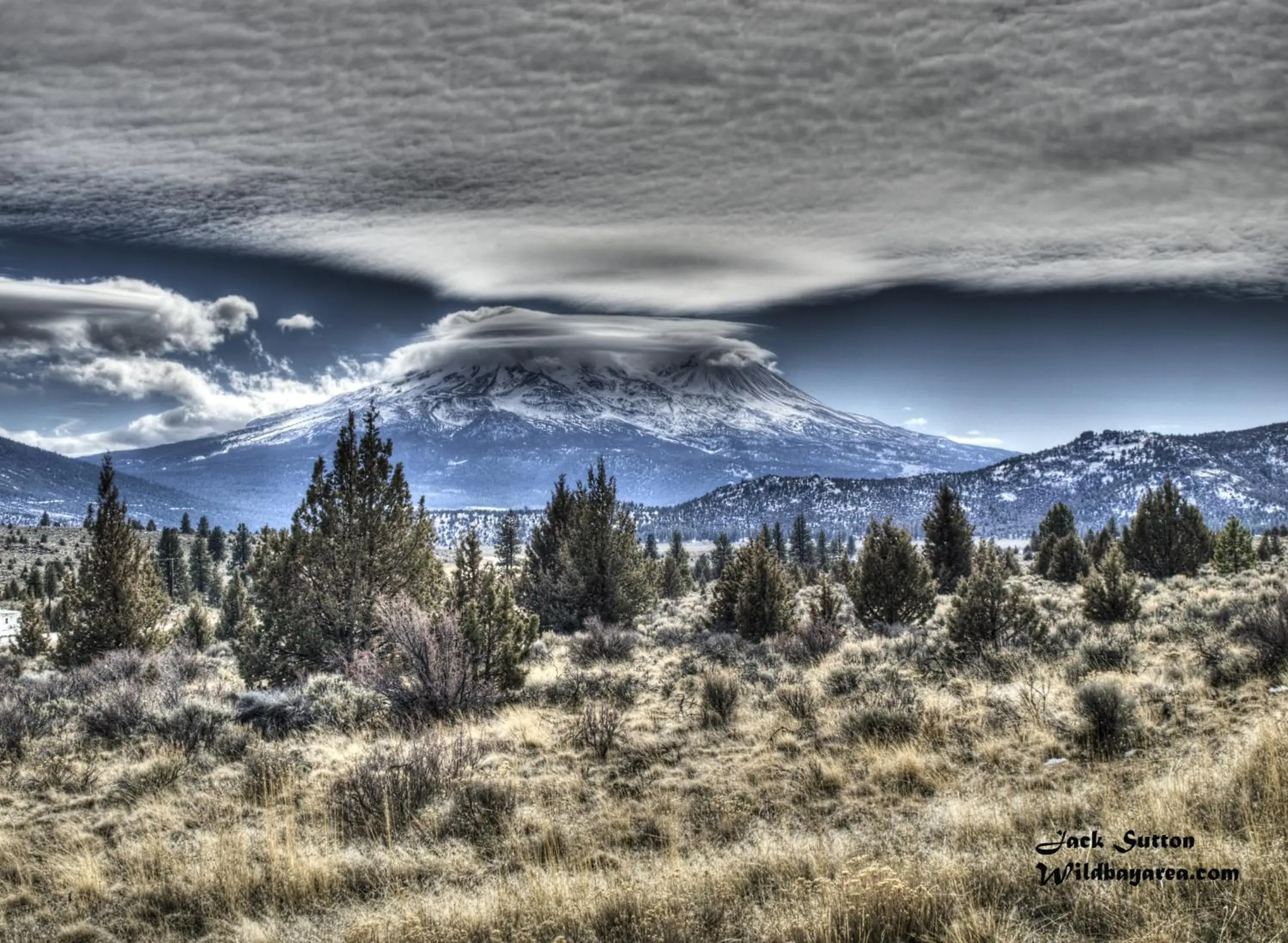 Nearby landmark, Winter in Inn At Mount Shasta