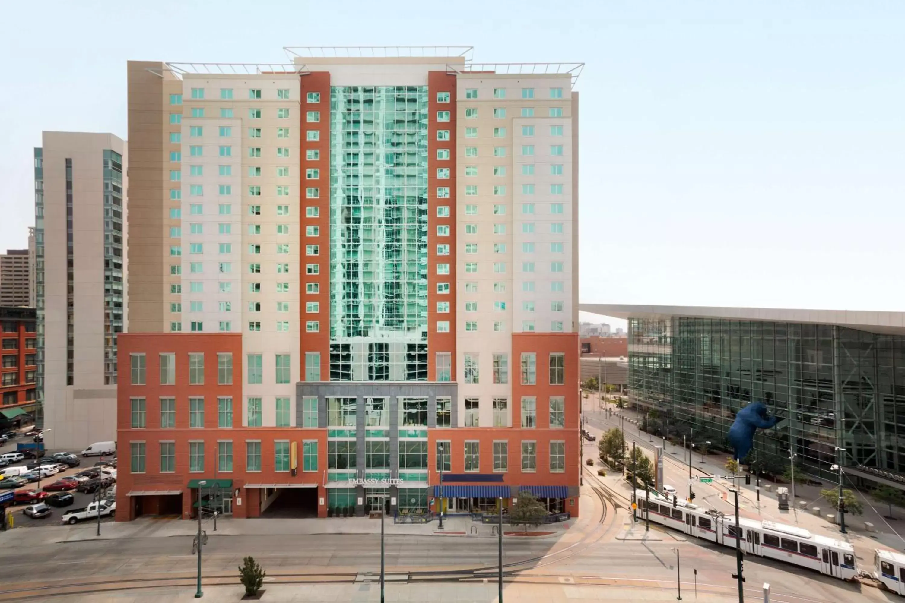 Property building in Embassy Suites by Hilton Denver Downtown Convention Center
