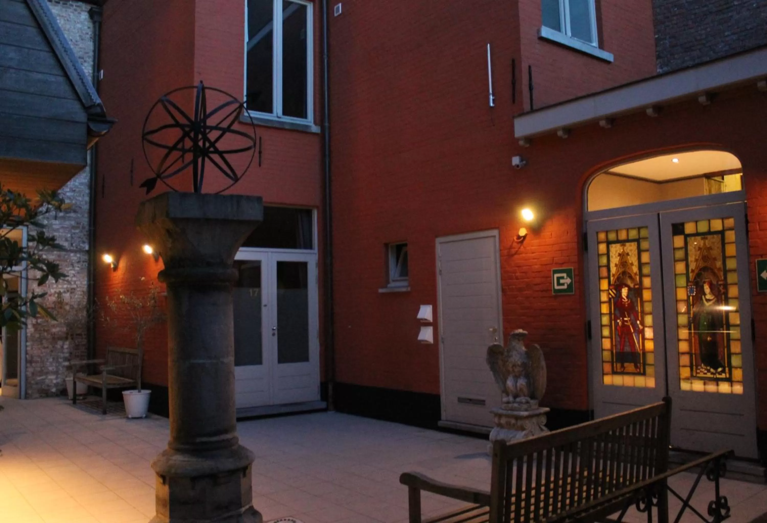 Facade/entrance in Canalview Hotel Ter Reien