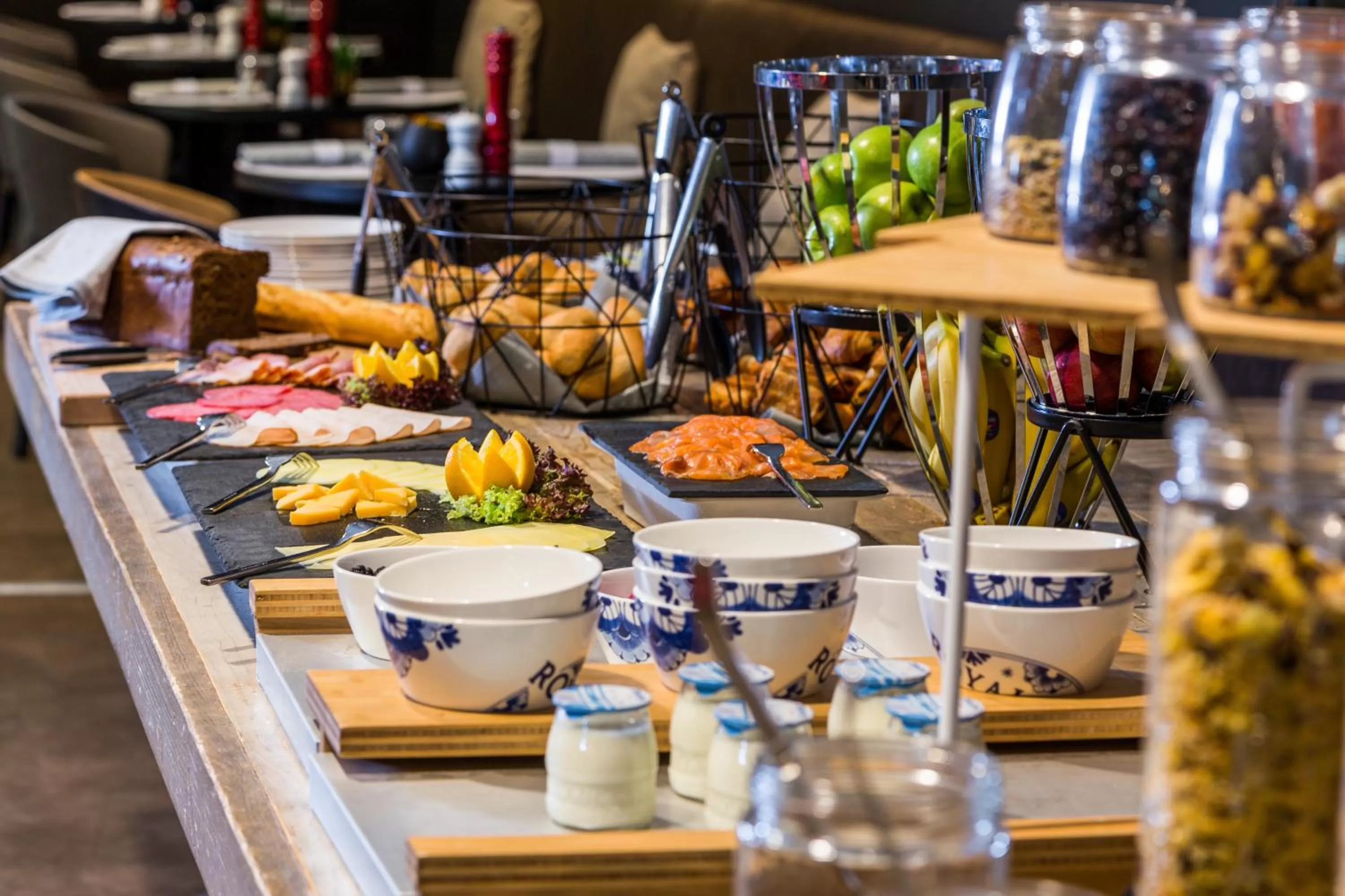 Breakfast in Mercure Amsterdam City Hotel