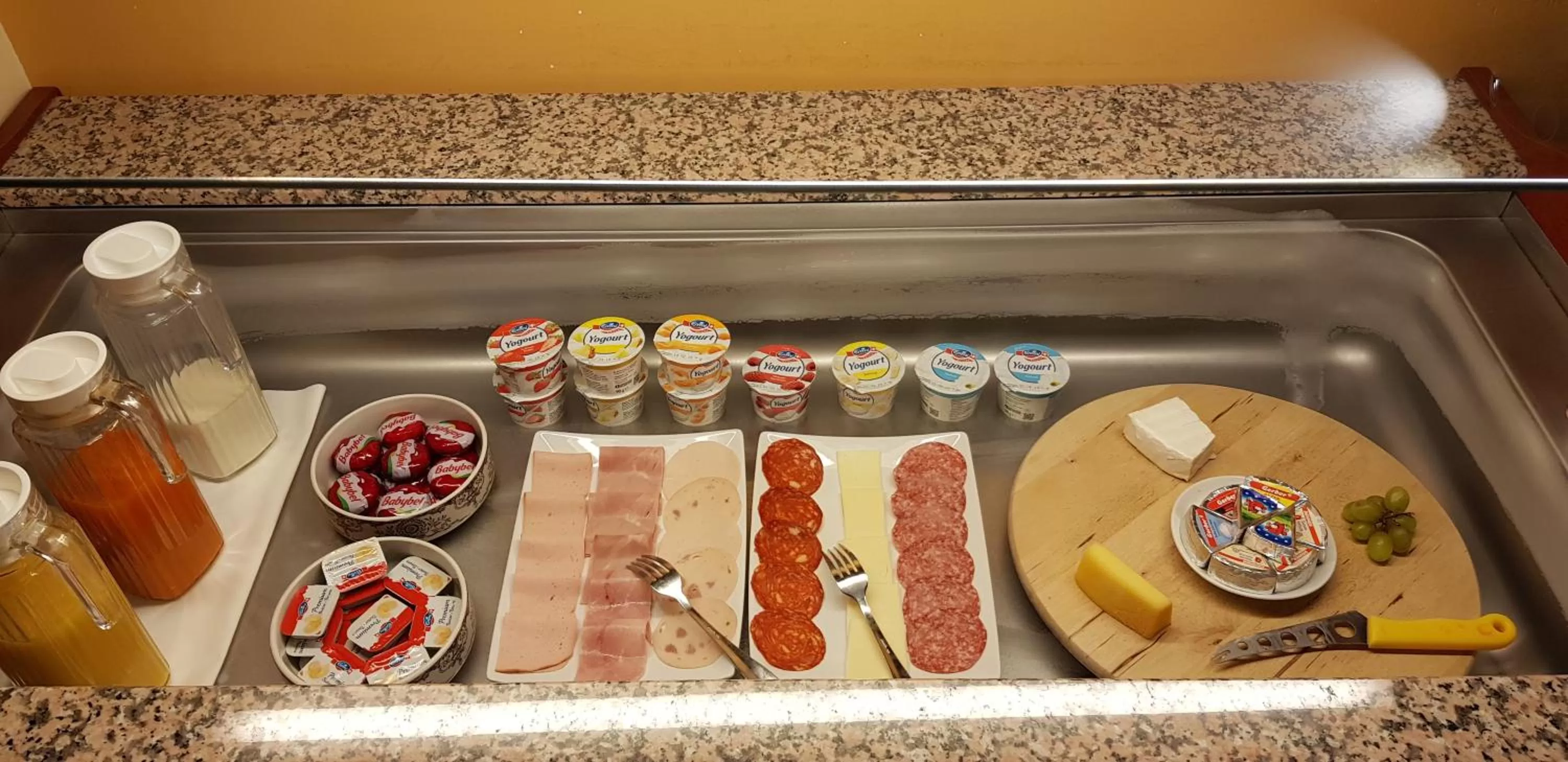 Breakfast in Spalenbrunnen Hotel & Restaurant Basel City Center