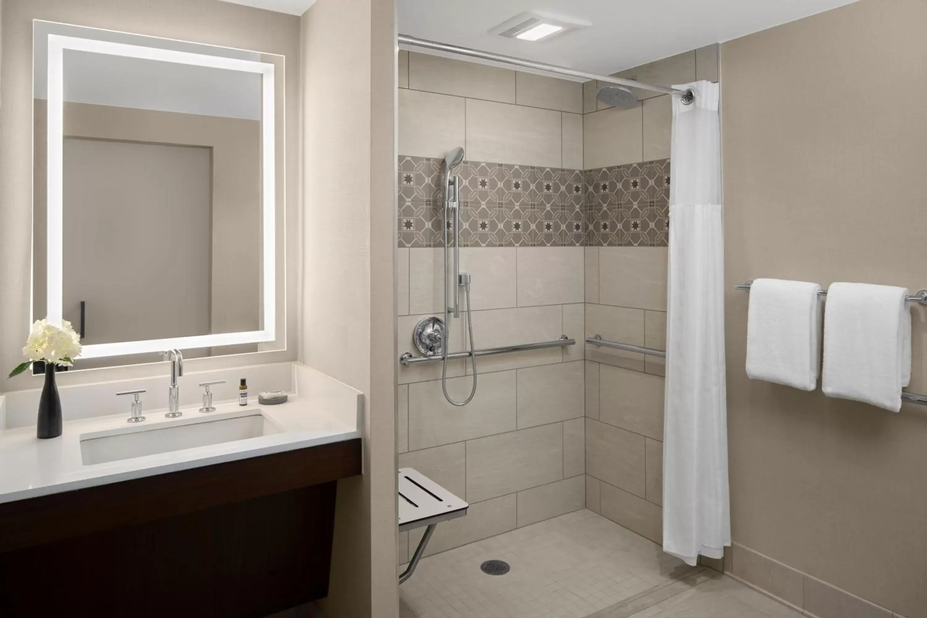 Shower, Bathroom in Hyatt Regency Westlake