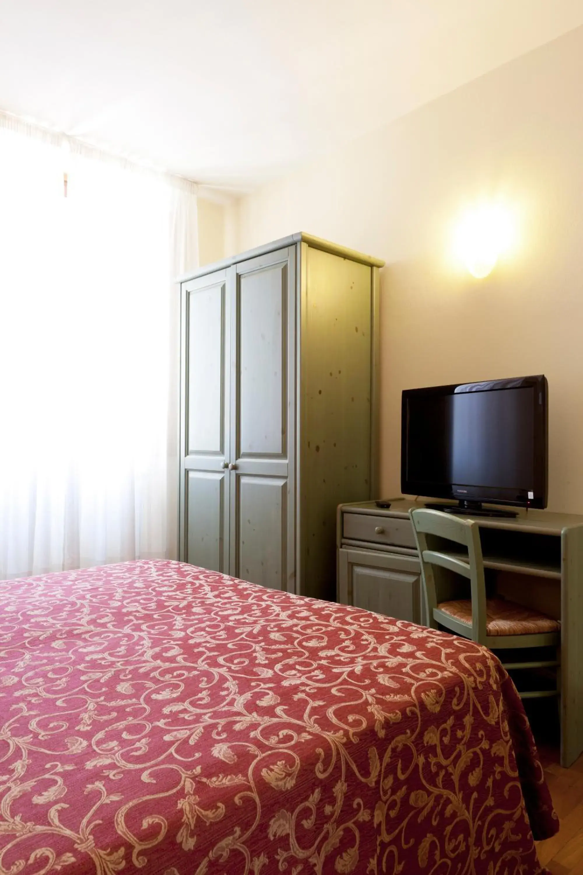 Bedroom, Bed in Hotel Savoia & Campana