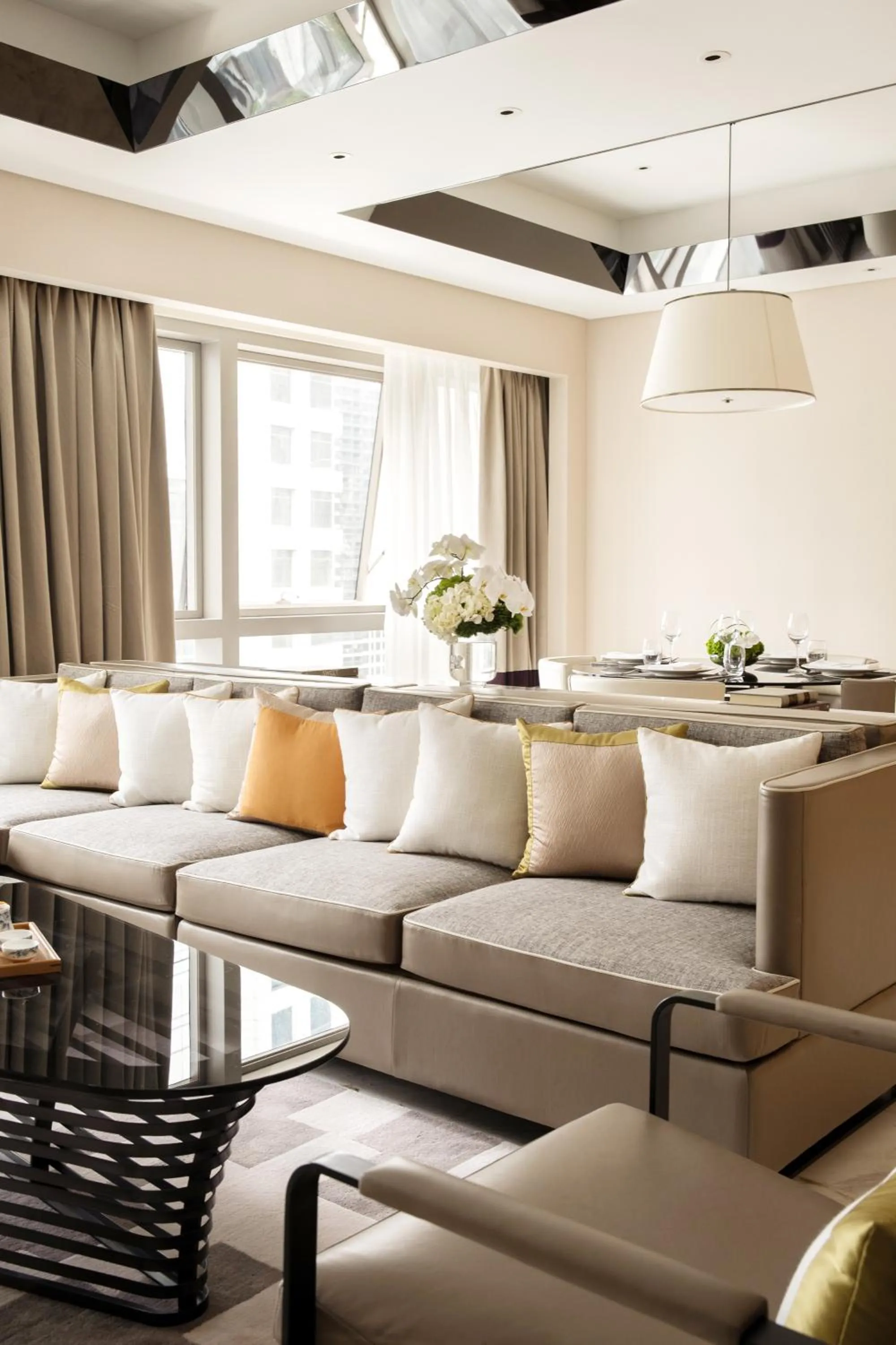 Living room in Jumeirah Living Guangzhou