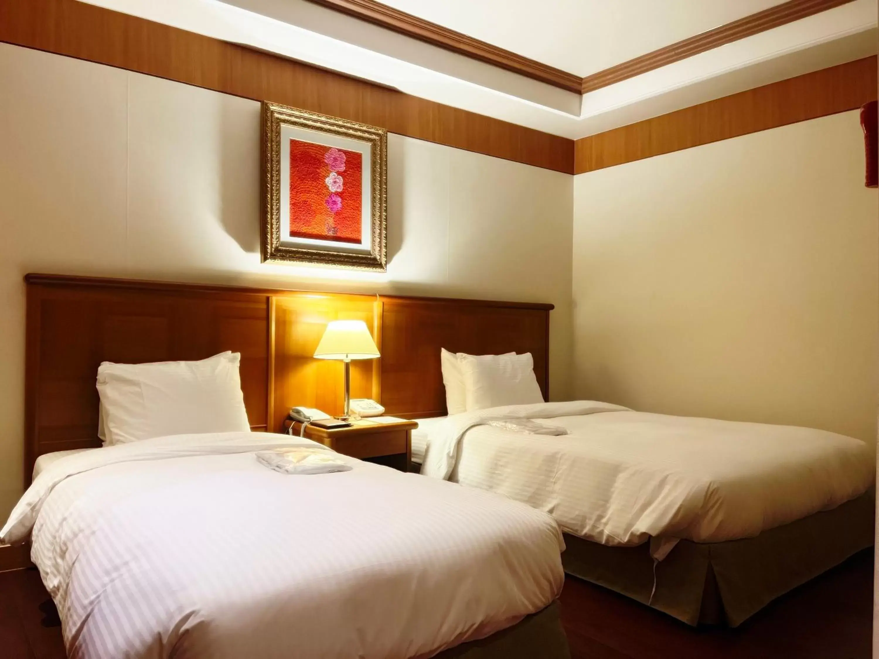 Bed in Sejong Hotel Seoul Myeongdong