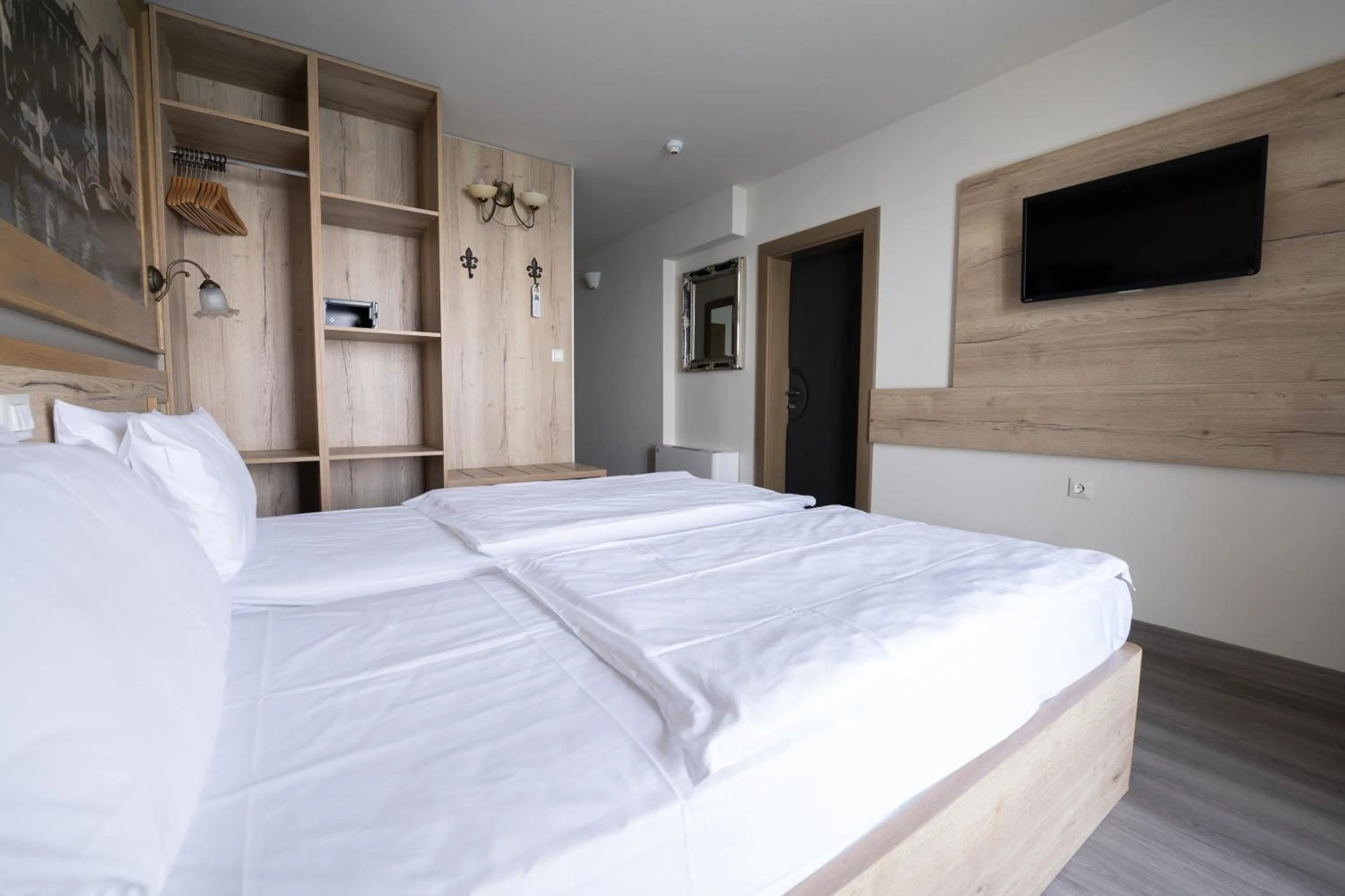 TV and multimedia, Bed in Hotel Piran