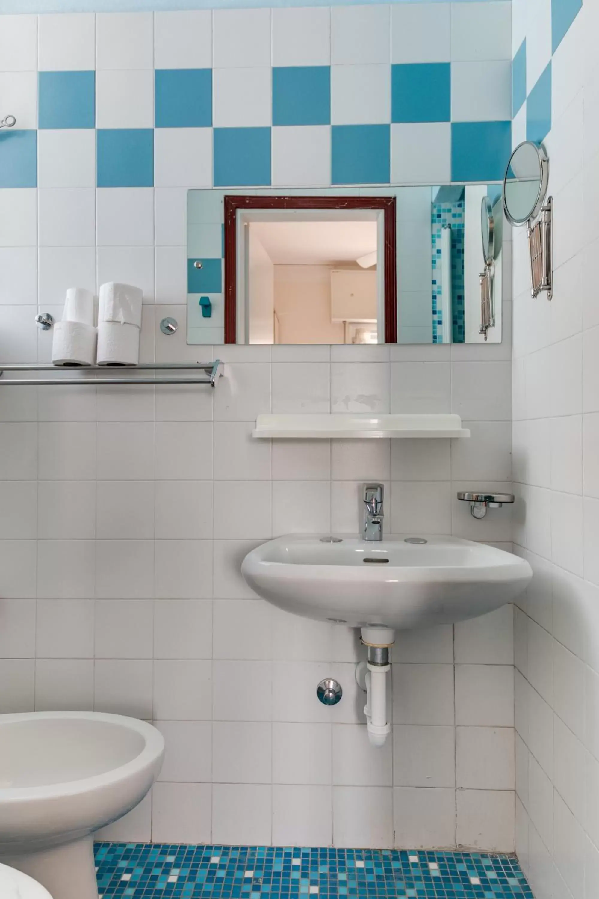 Toilet, Bathroom in B&B Villa Madana