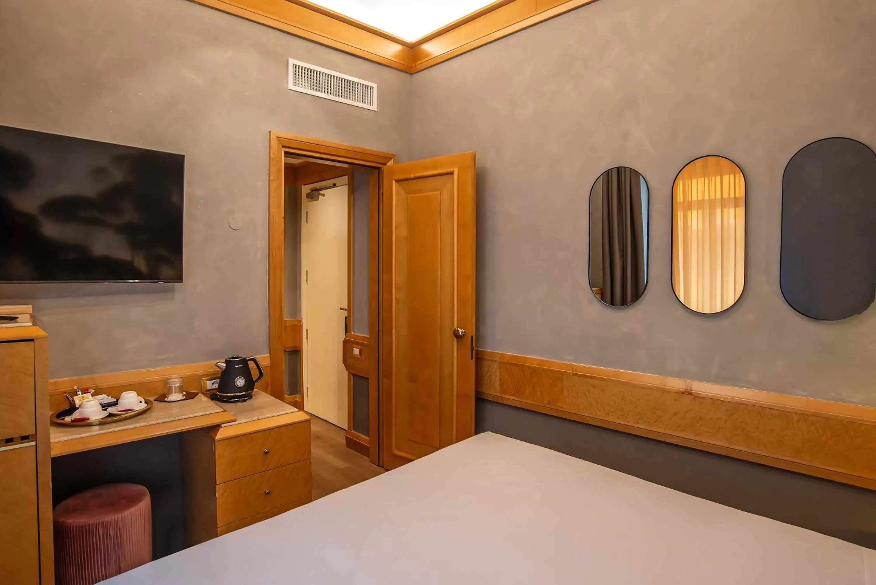 Decorative detail, Bed in Hotel White