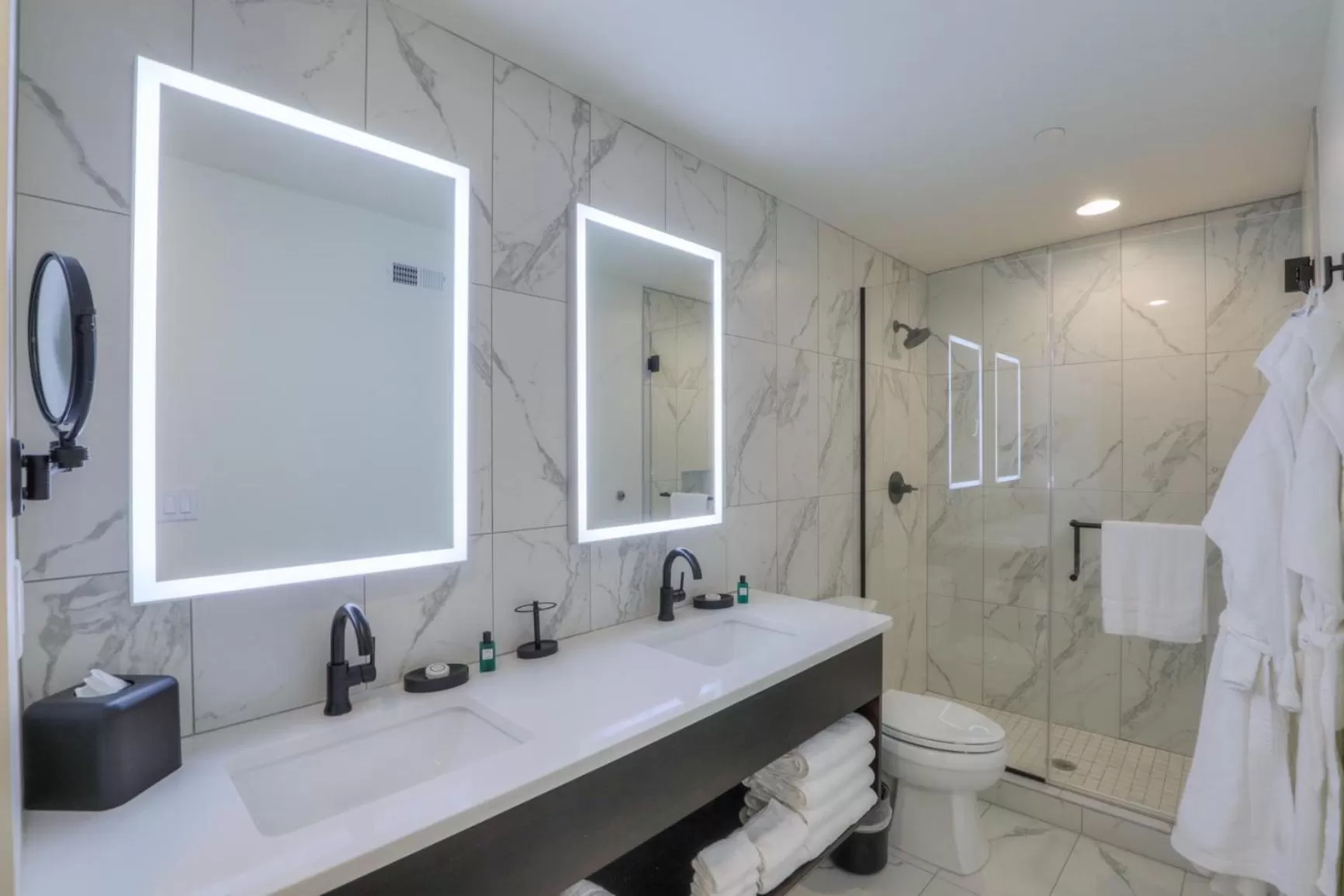 Bathroom in Studio 154 Hotel