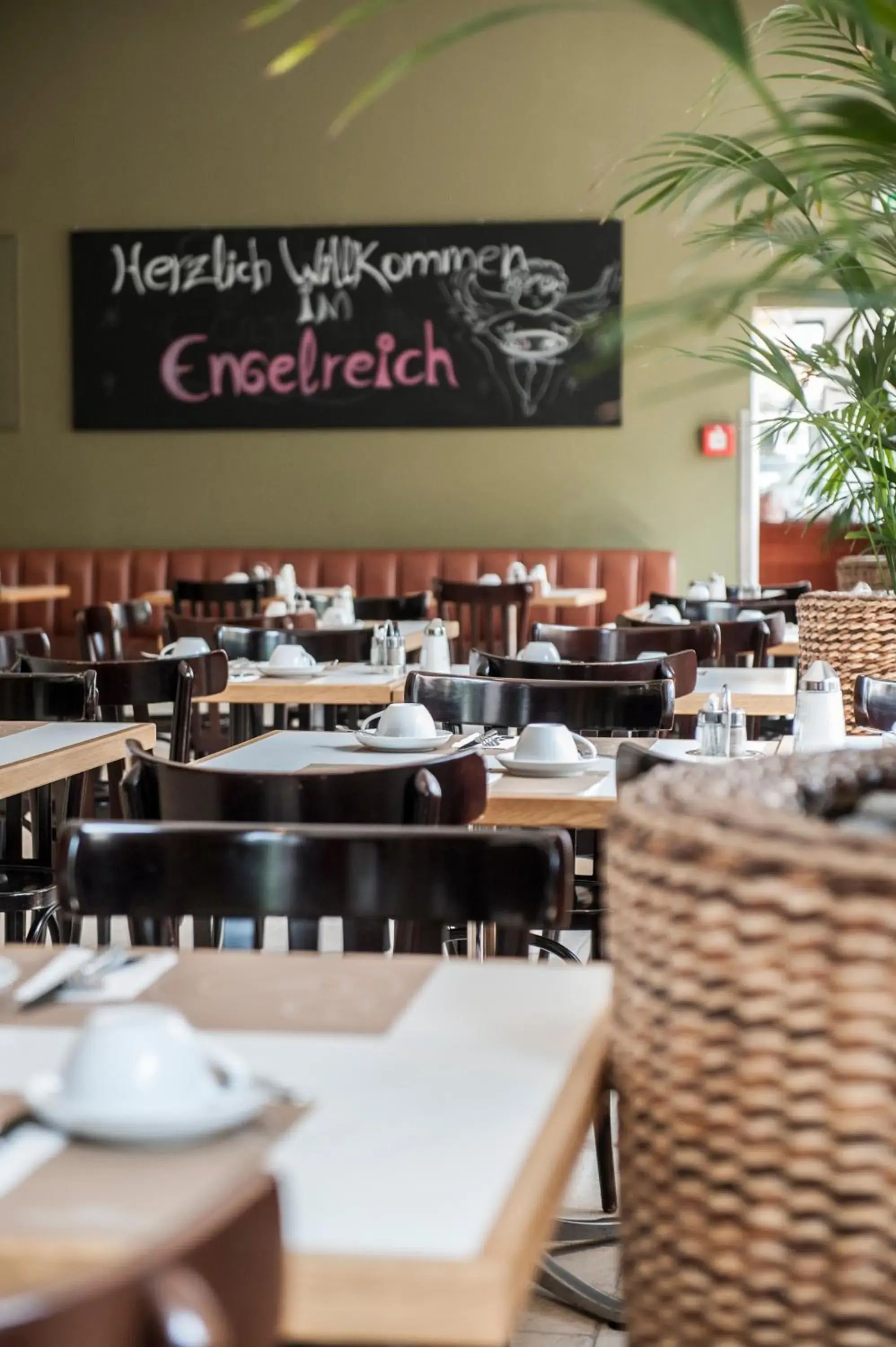 Restaurant/Places to Eat in Hotel Das Weitzer