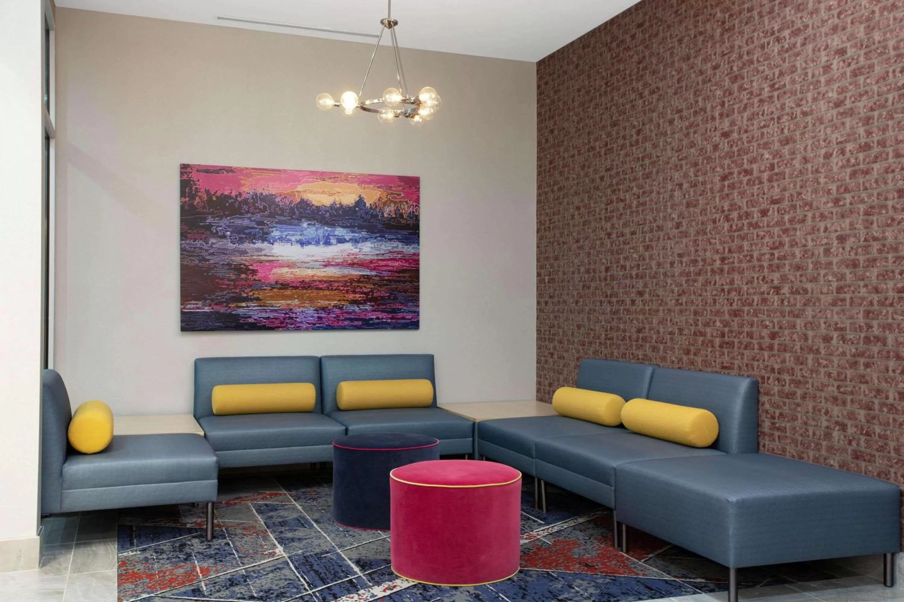 Seating area in La Quinta Inn & Suites by Wyndham Manassas, VA- Dulles Airport
