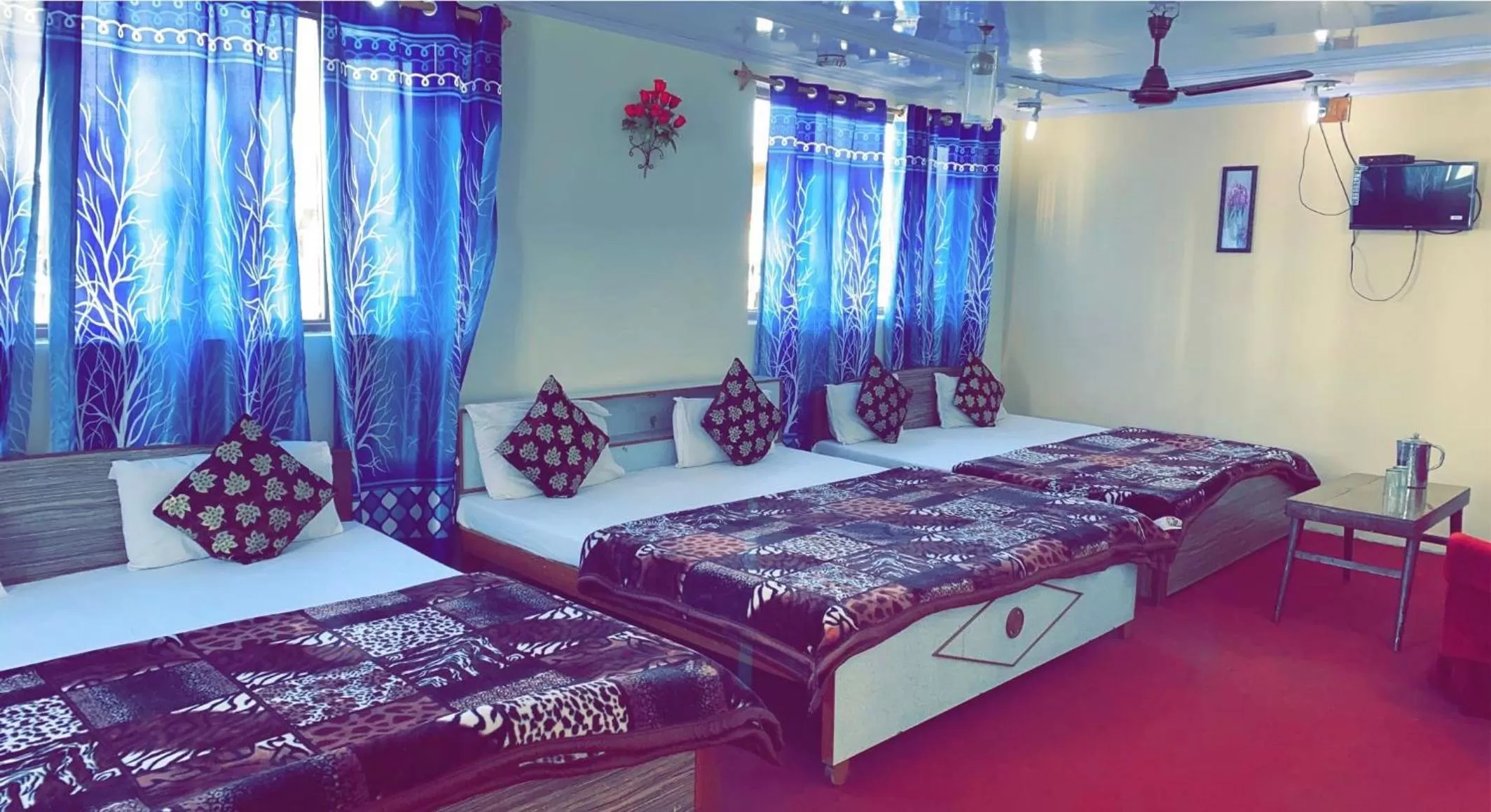 Bed in Hotel Young Mamta