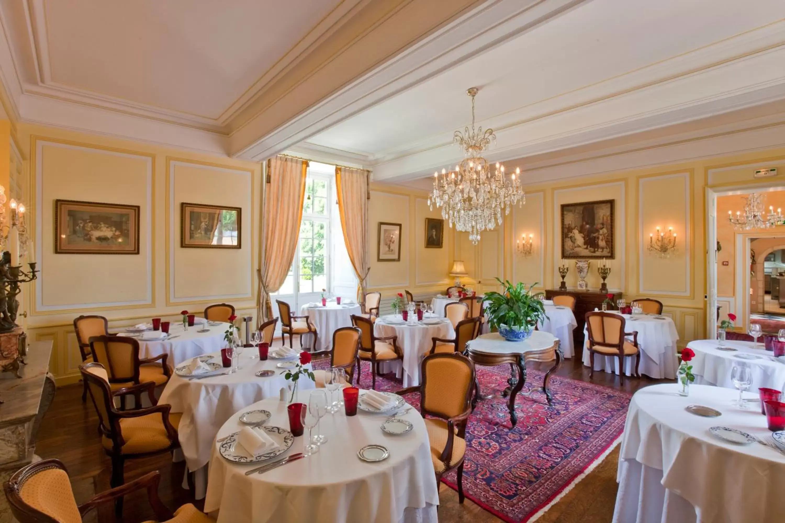 Restaurant/Places to Eat in Château de la Verie