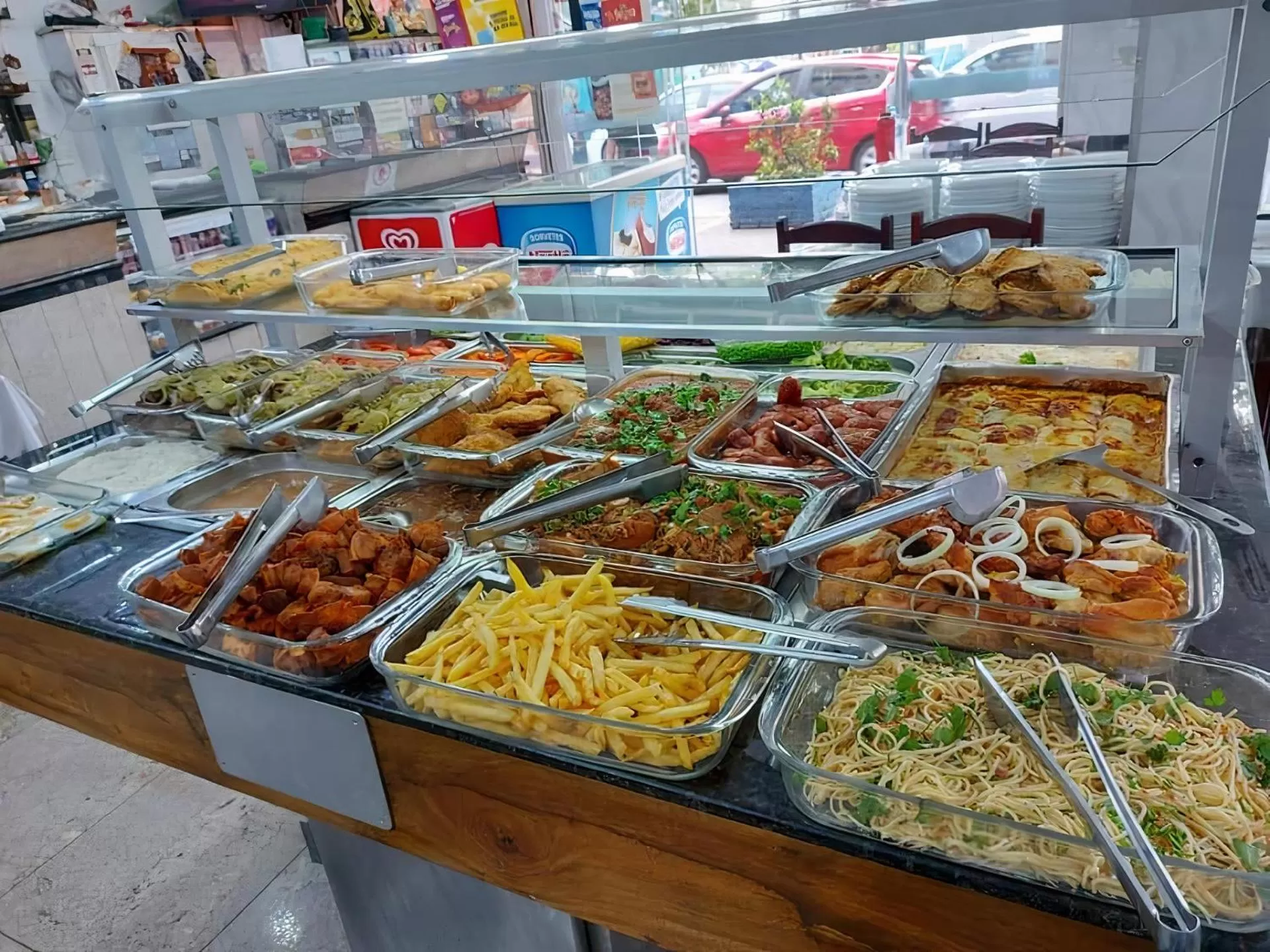 Restaurant/places to eat in Hotel Joia Fina