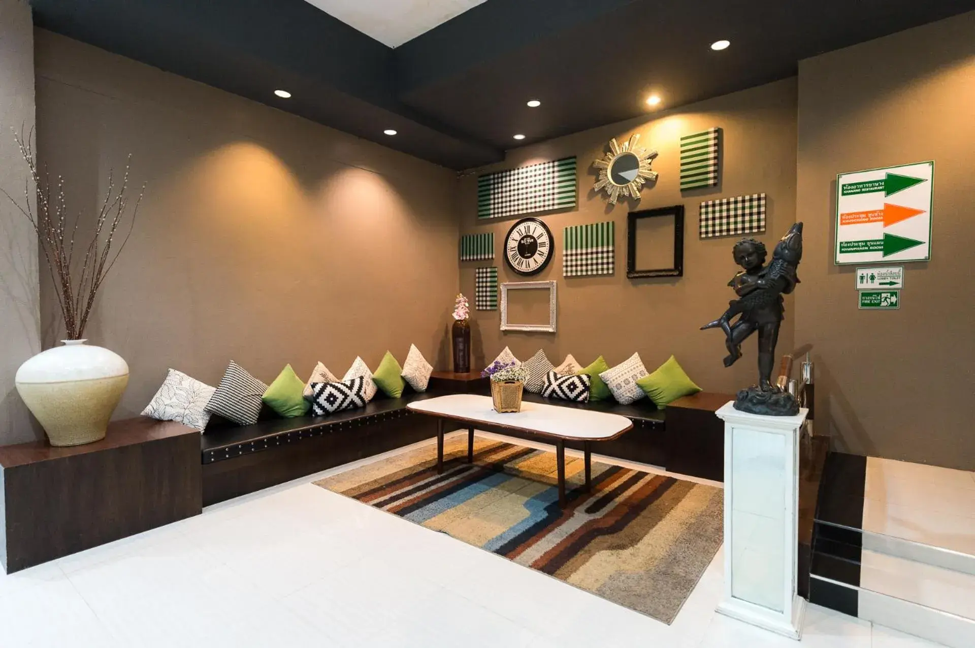 Balcony/Terrace, Bed in River Kwai Hotel Balcony/Terrace, Bed in River Kwai Hotel