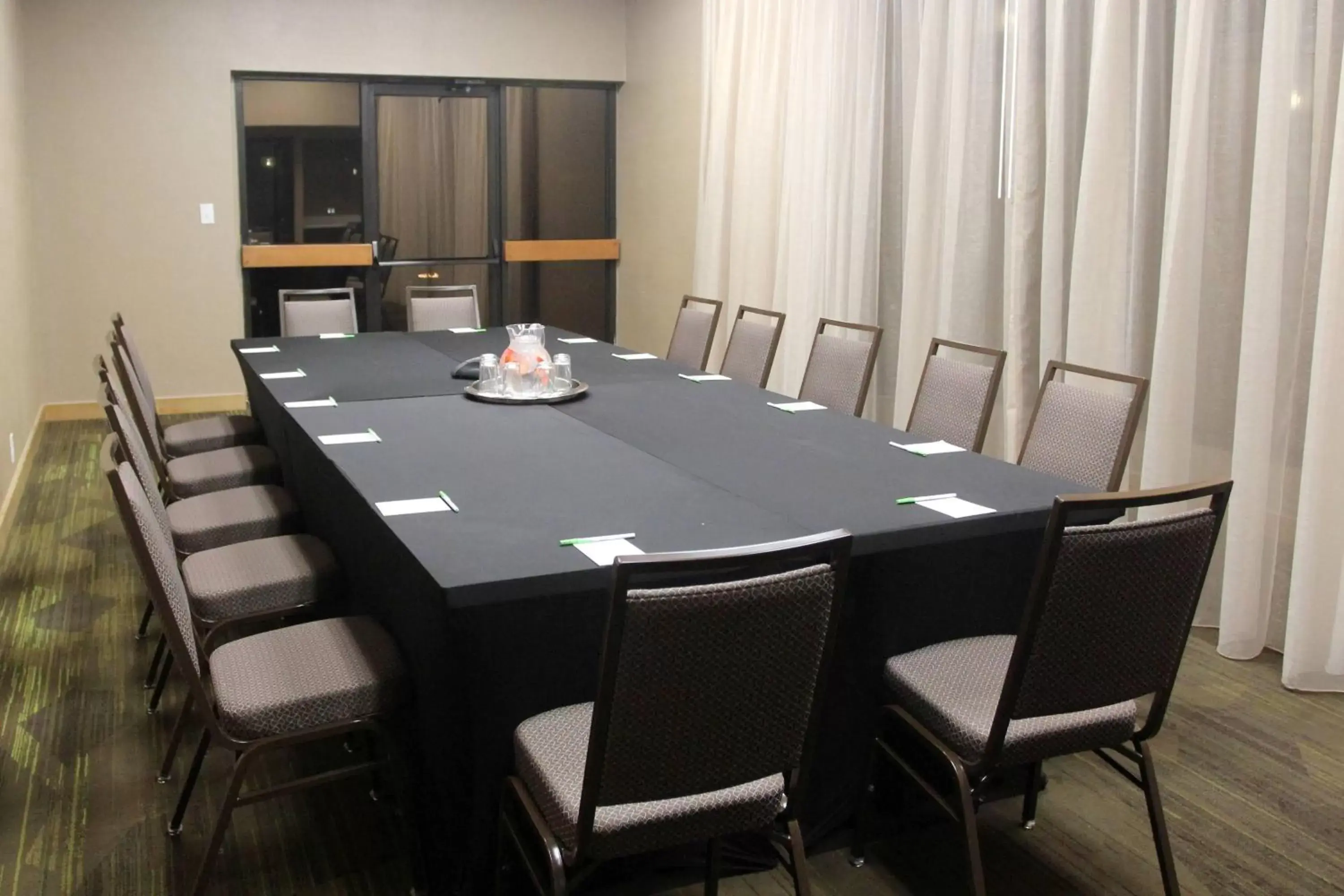 Meeting/conference room in Courtyard Atlanta Northlake