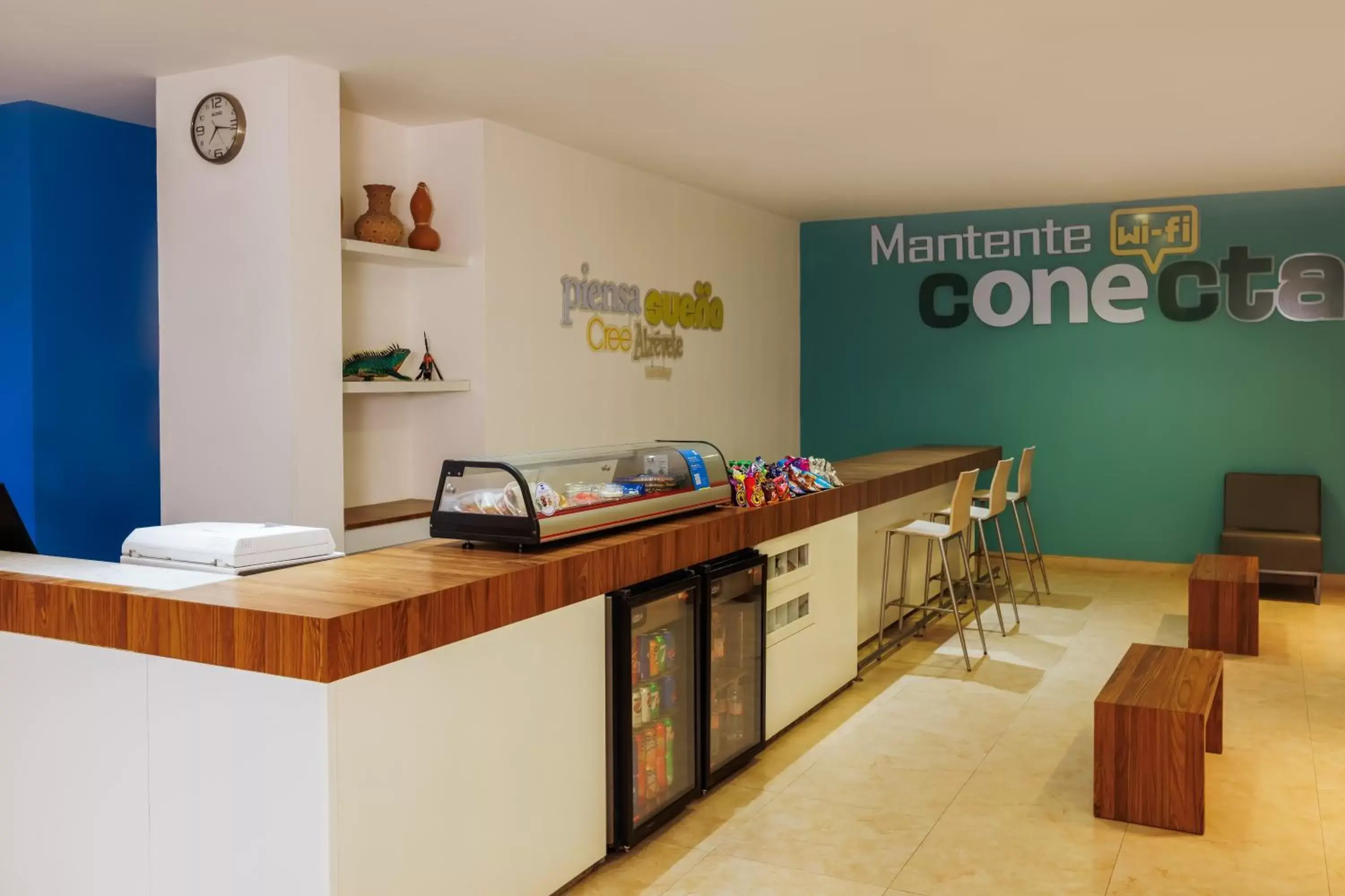 Lobby or reception, Kitchen/Kitchenette in One Oaxaca Centro