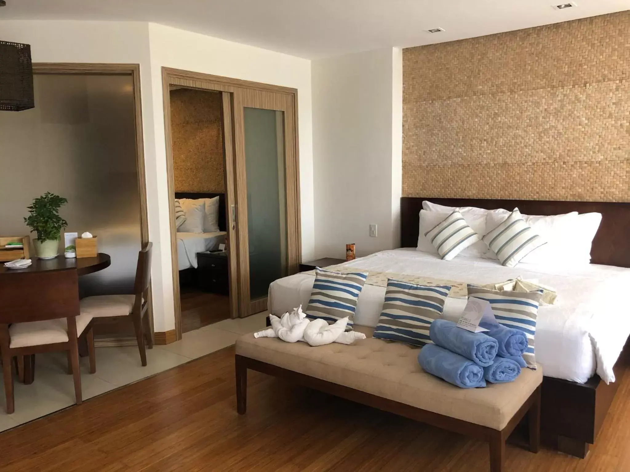 Bedroom, Bed in The Cliff Resort & Residences