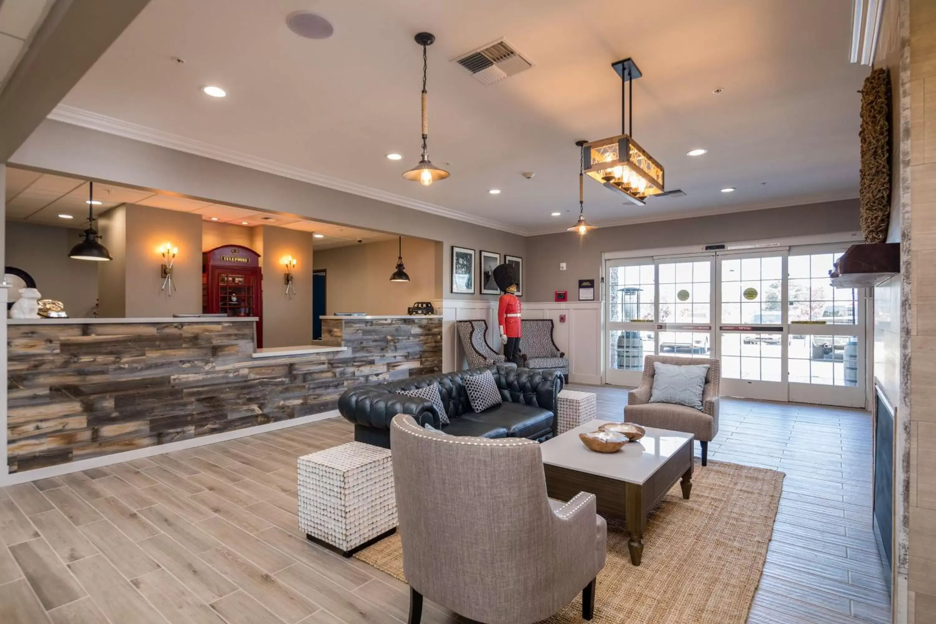 Facade/entrance in Aristocrat Hotel, BW Signature Collection Facade/entrance in Aristocrat Hotel, BW Signature Collection