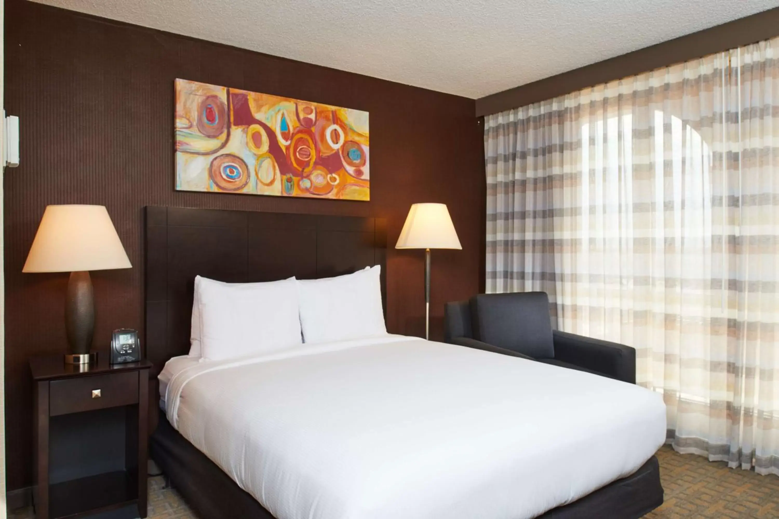 Bed in DoubleTree by Hilton Dallas Market Center