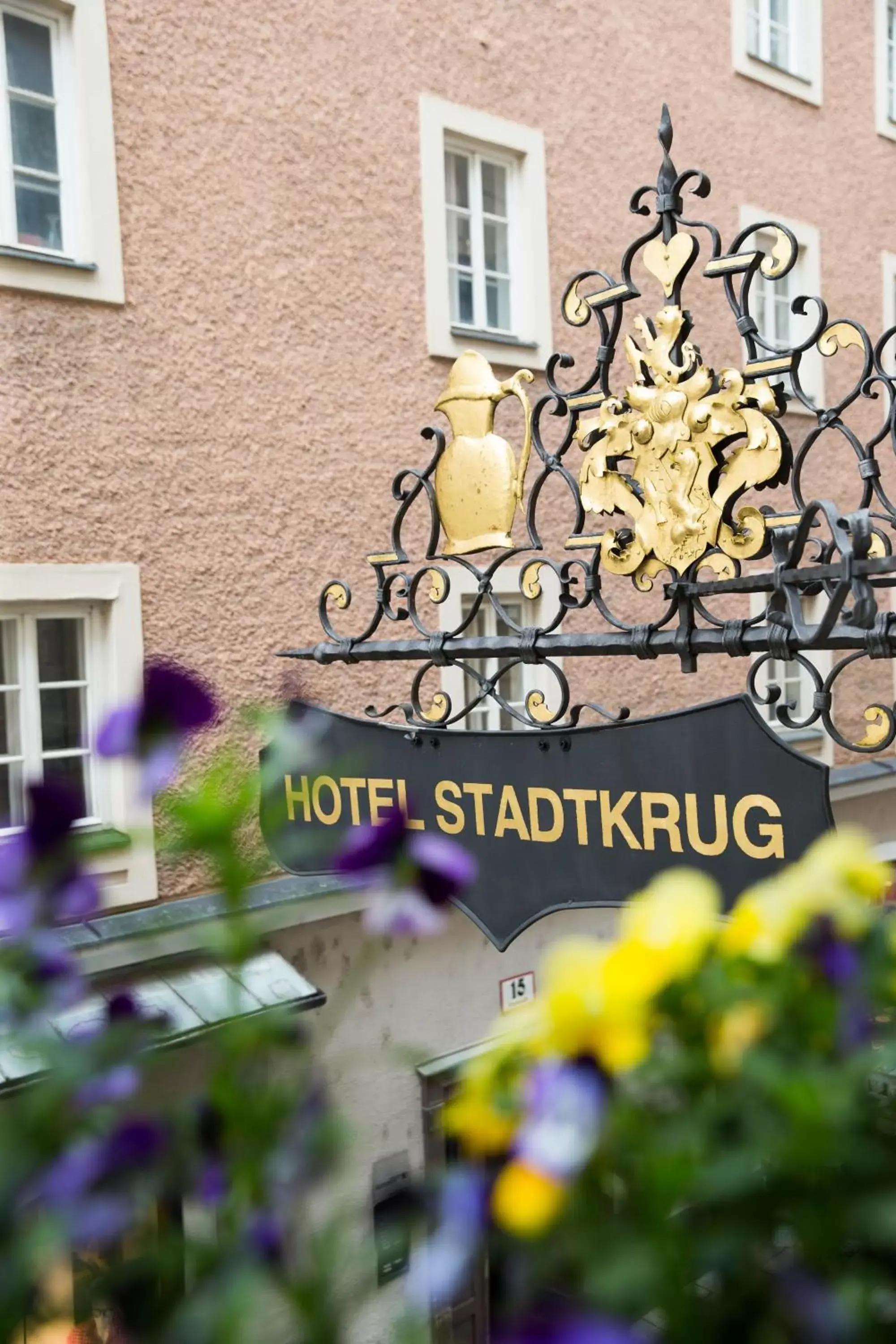 Property logo or sign, Facade/Entrance in Altstadt Hotel Stadtkrug