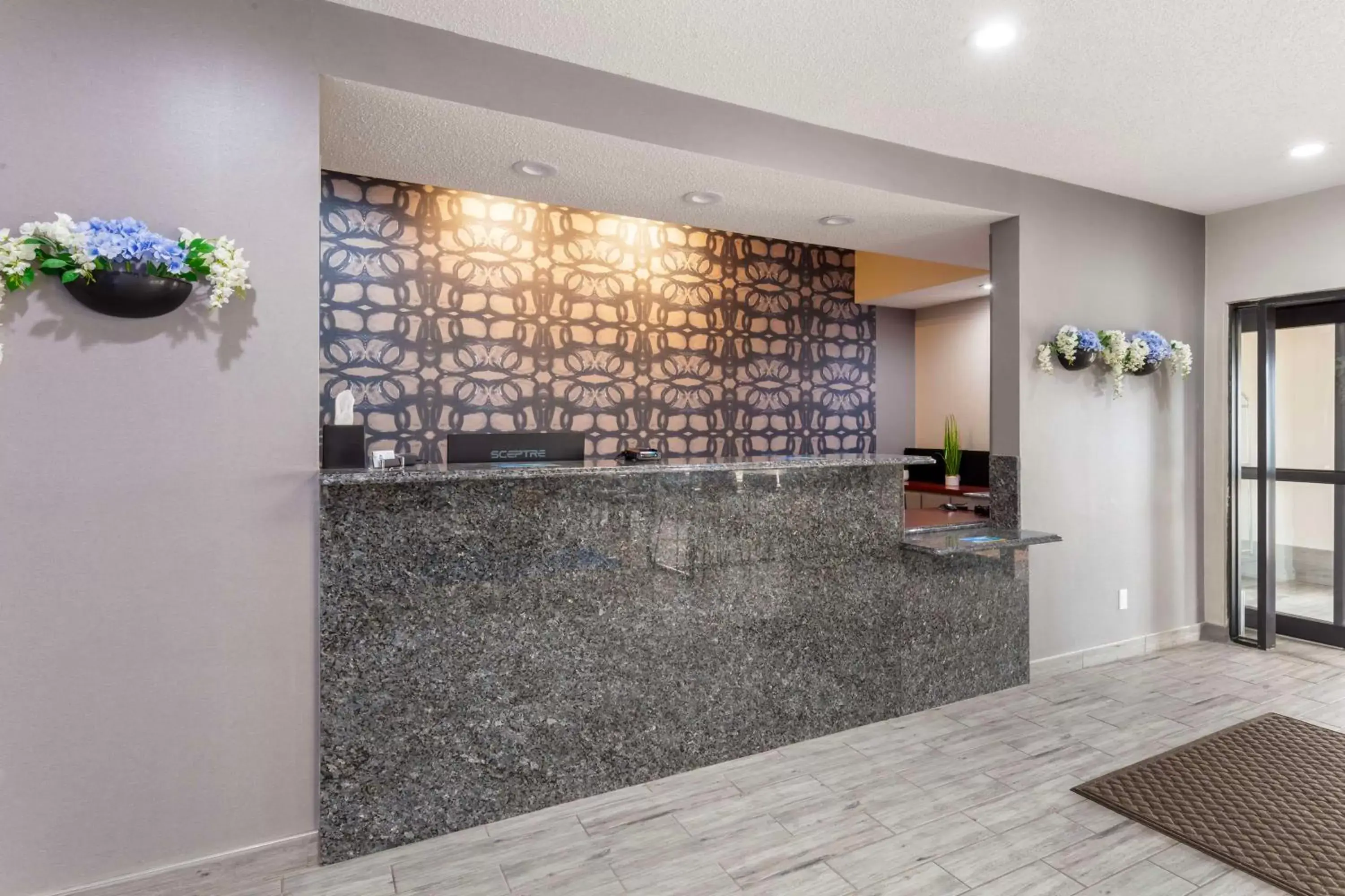 Lobby or reception in Best Western Sycamore Inn Lobby or reception in Best Western Sycamore Inn