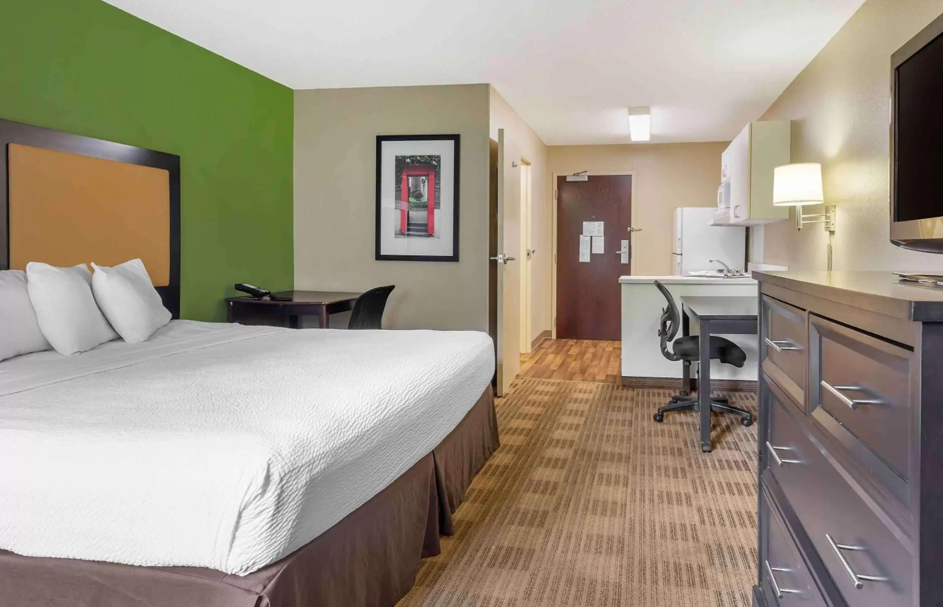 Bedroom in Extended Stay America Suites - Boston - Westborough - Connector Road