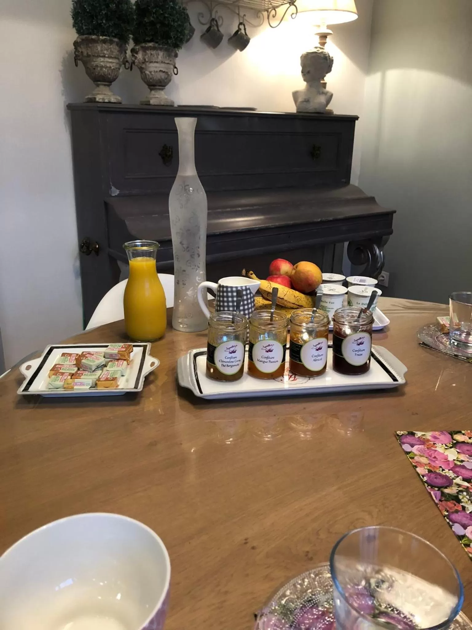 Continental breakfast in La Demeure