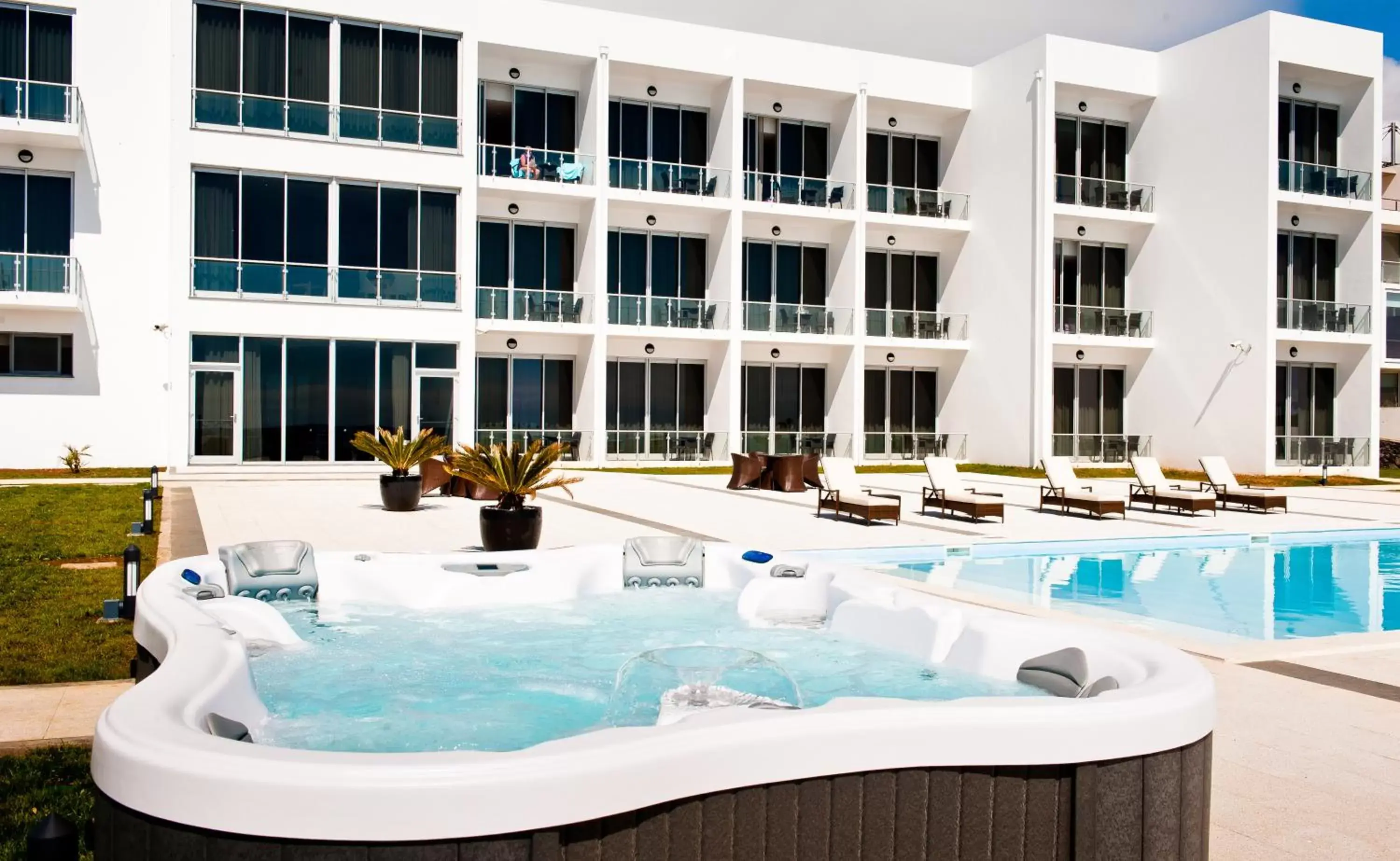 Swimming Pool in Atlantida Mar Hotel