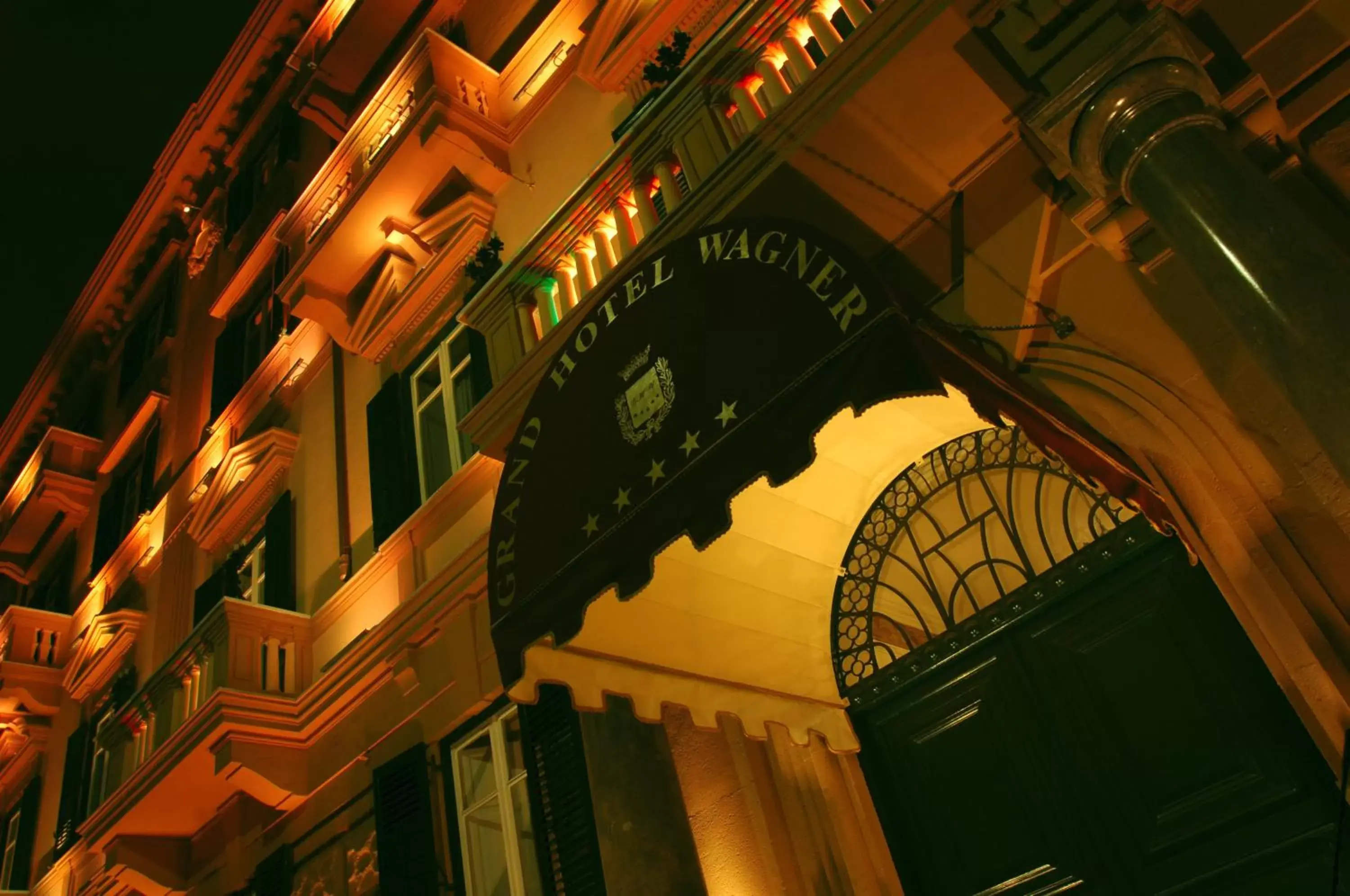 Facade/entrance in Grand Hotel Wagner