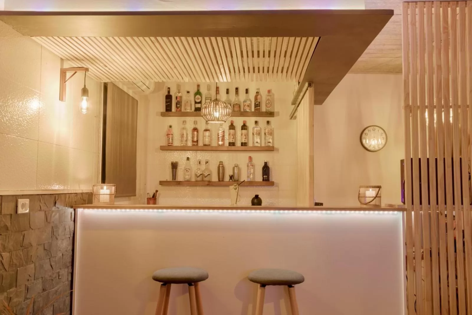 Lounge or bar in Undarius Hotel (exclusively gay men)