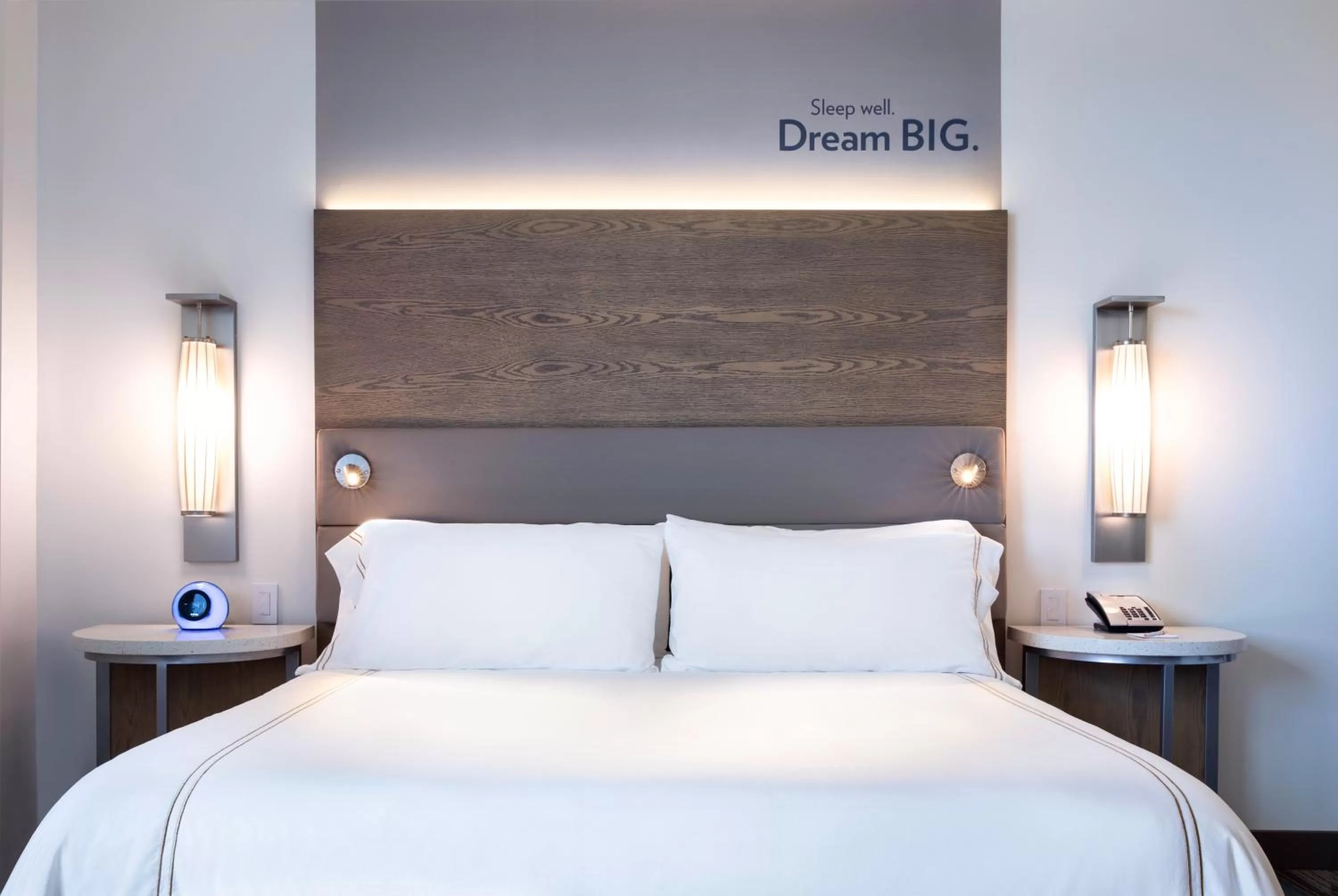 Photo of the whole room, Bed in EVEN Hotel Miami - Airport by IHG