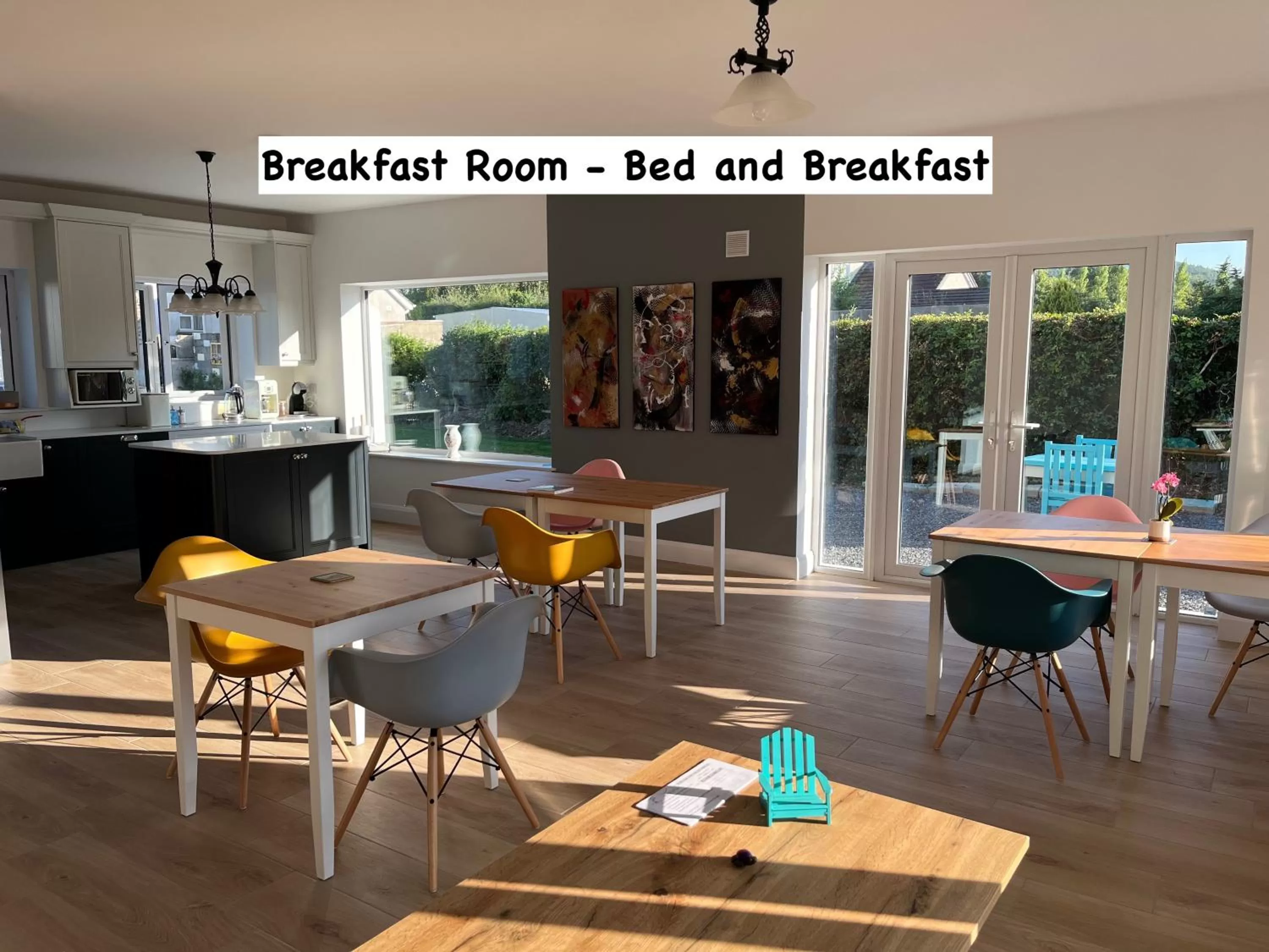 Living room, Restaurant/Places to Eat in 5-star B&B and Historical Cottage "Mon Petit Cottage"